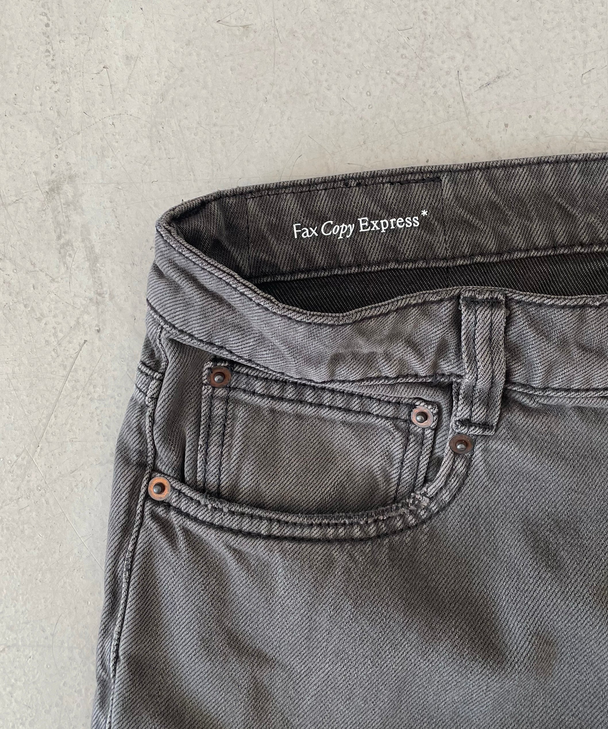 FAX COPY EXPRESS Vintage washed brown-black 888 "GREY" M
