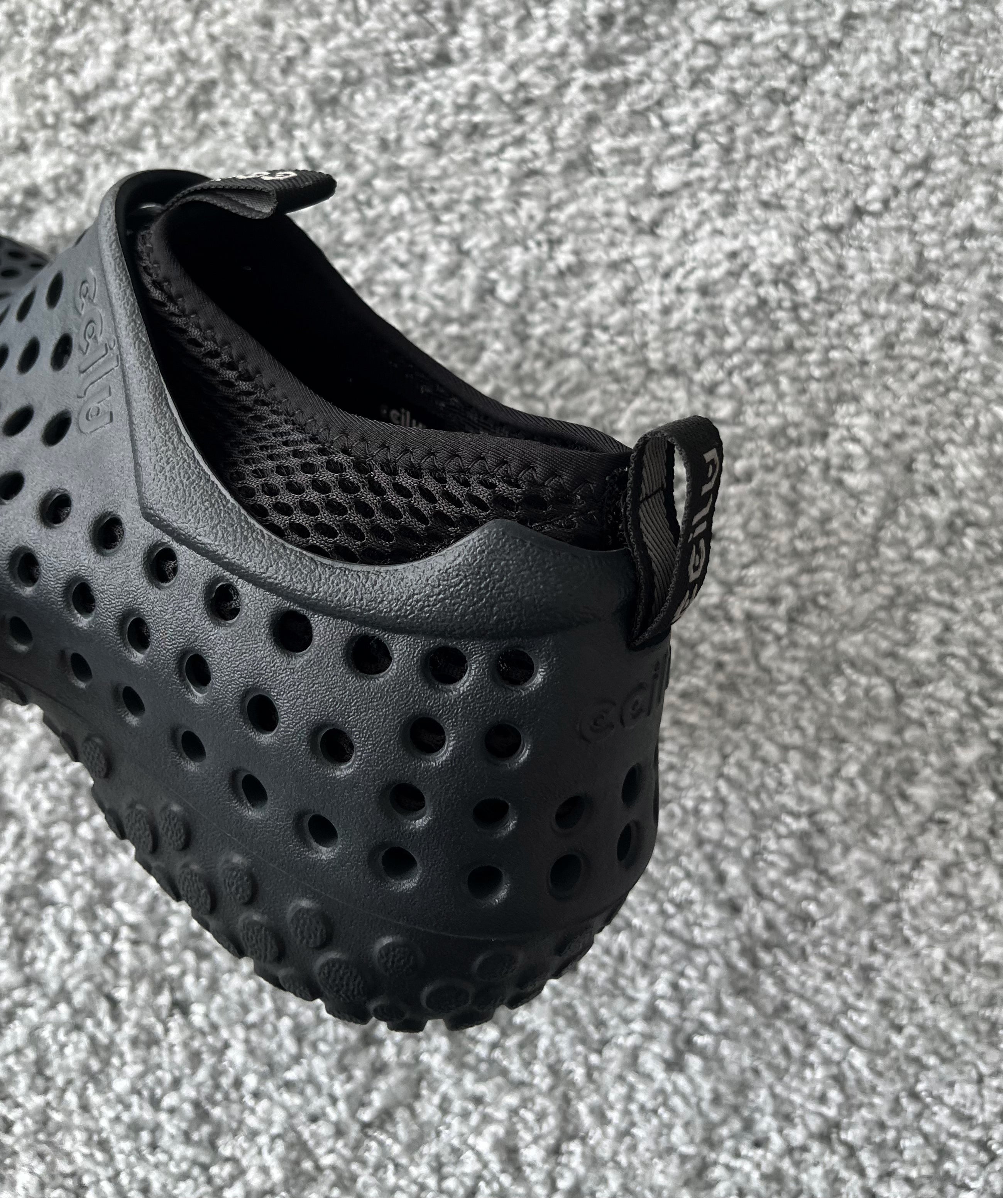 ccilu Amazon ace "BLACK"