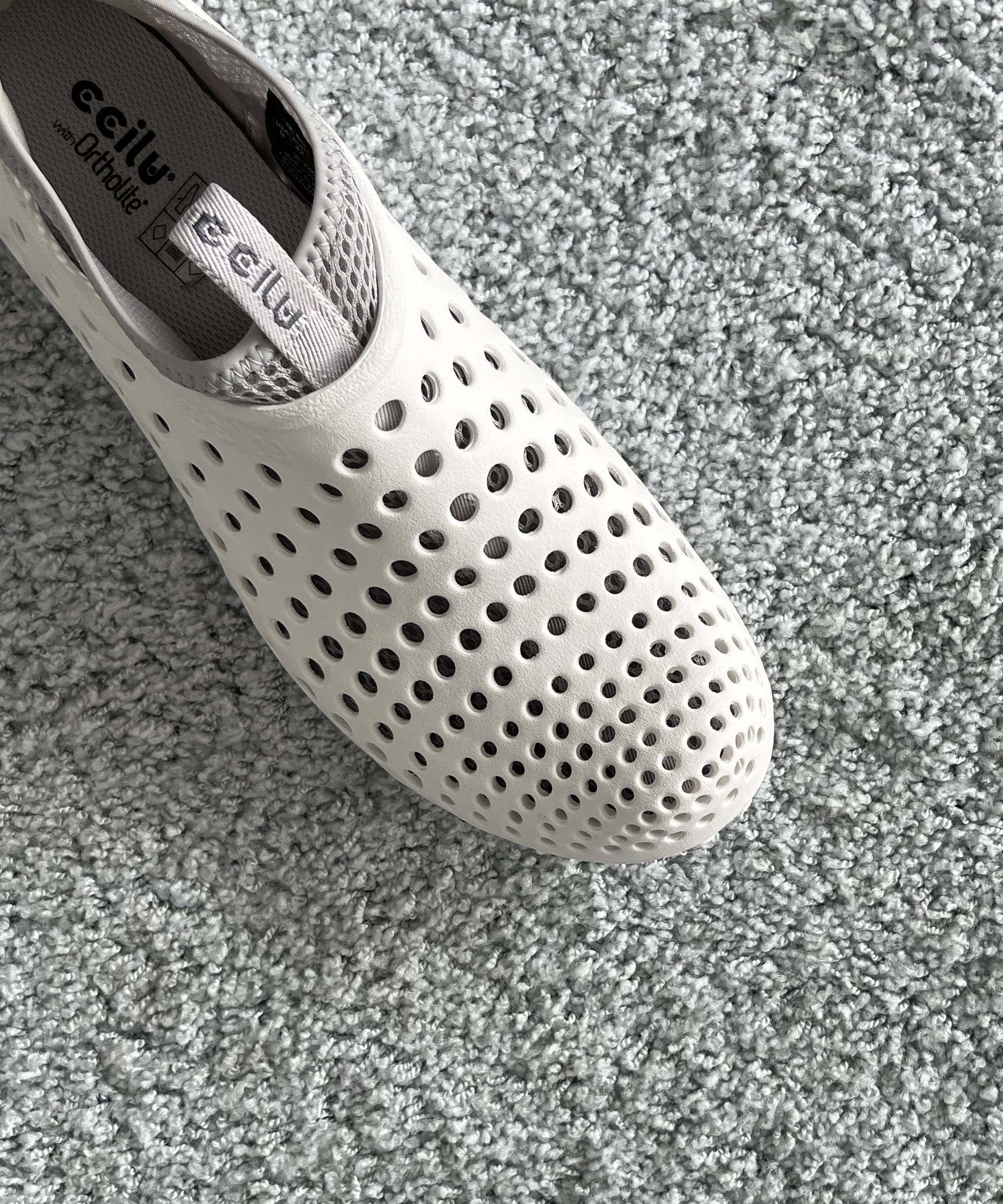 ccilu Amazon ace "WHITE"