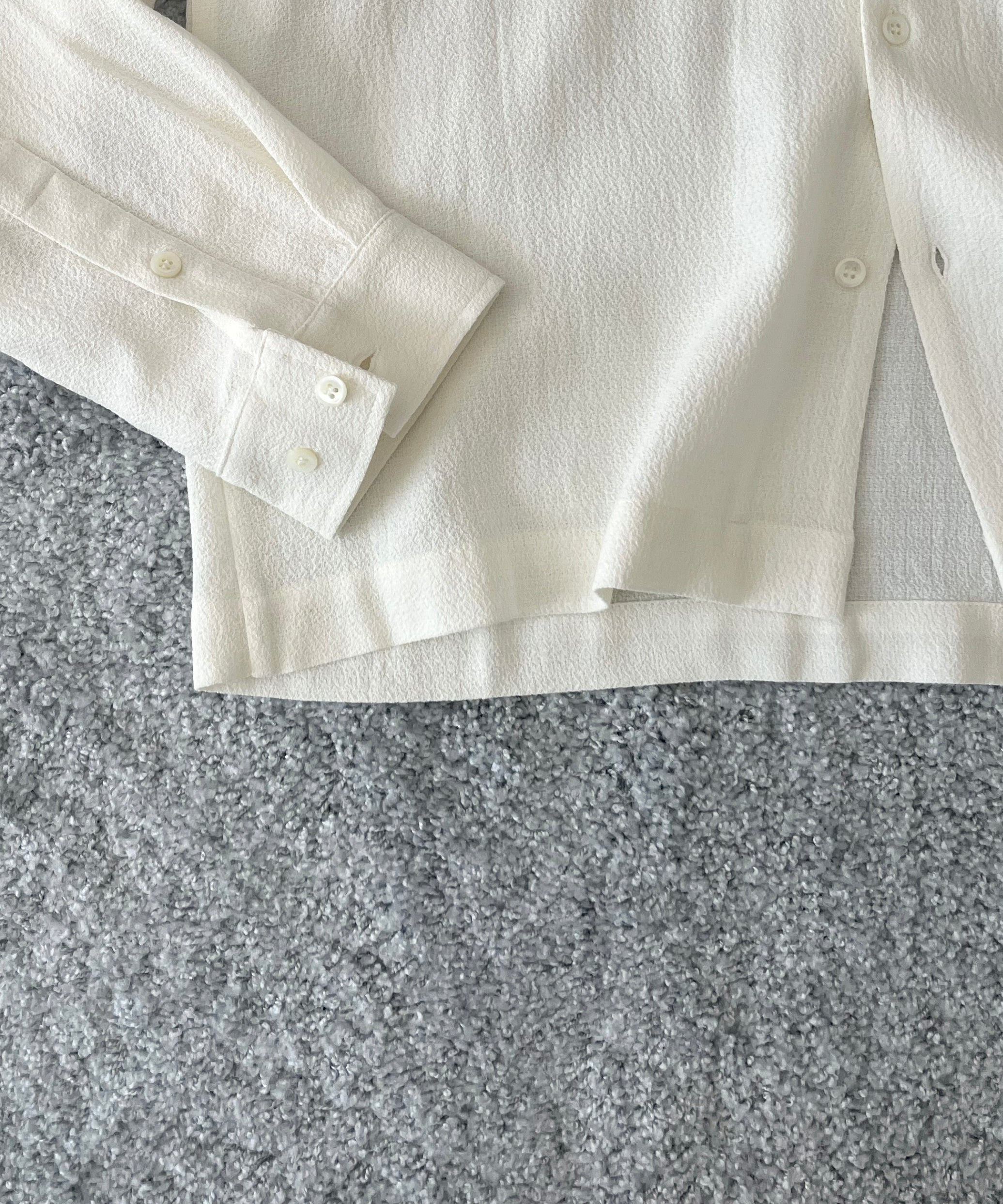 sefr Sense shirt "OFF WHITE CREPE"