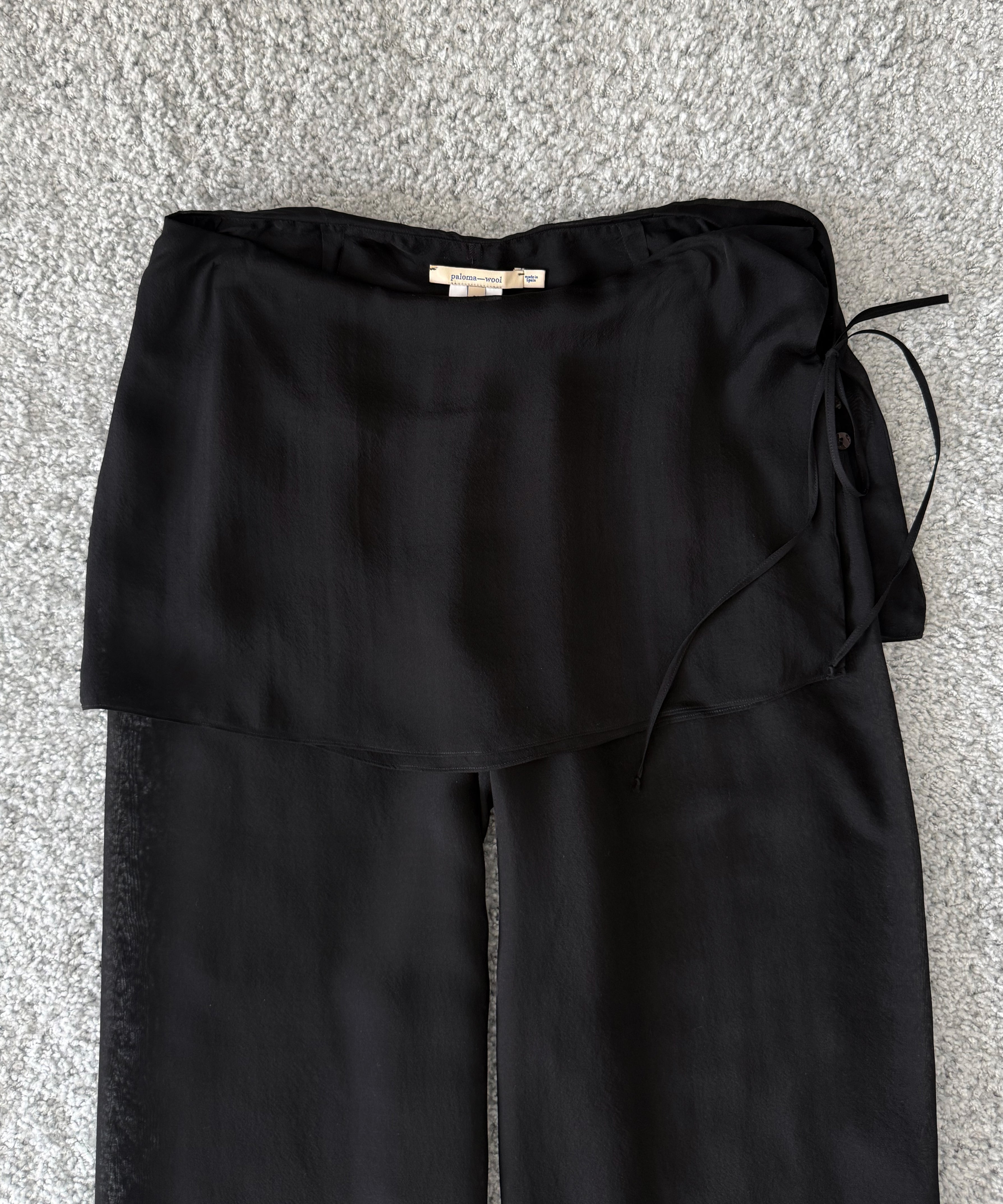 Paloma Wool Silk archive "BLACK"