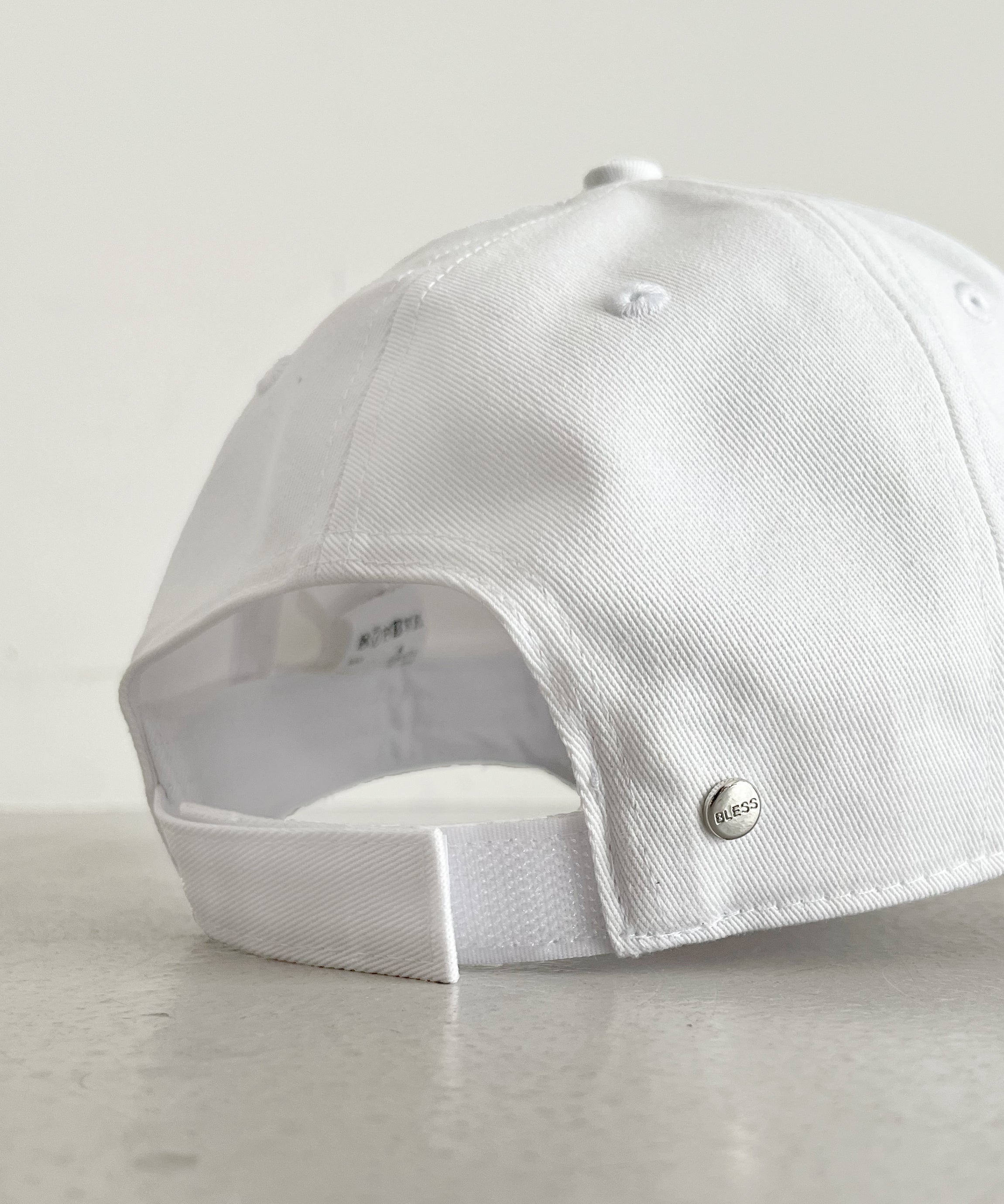 BLESS Be cap "WHITE"