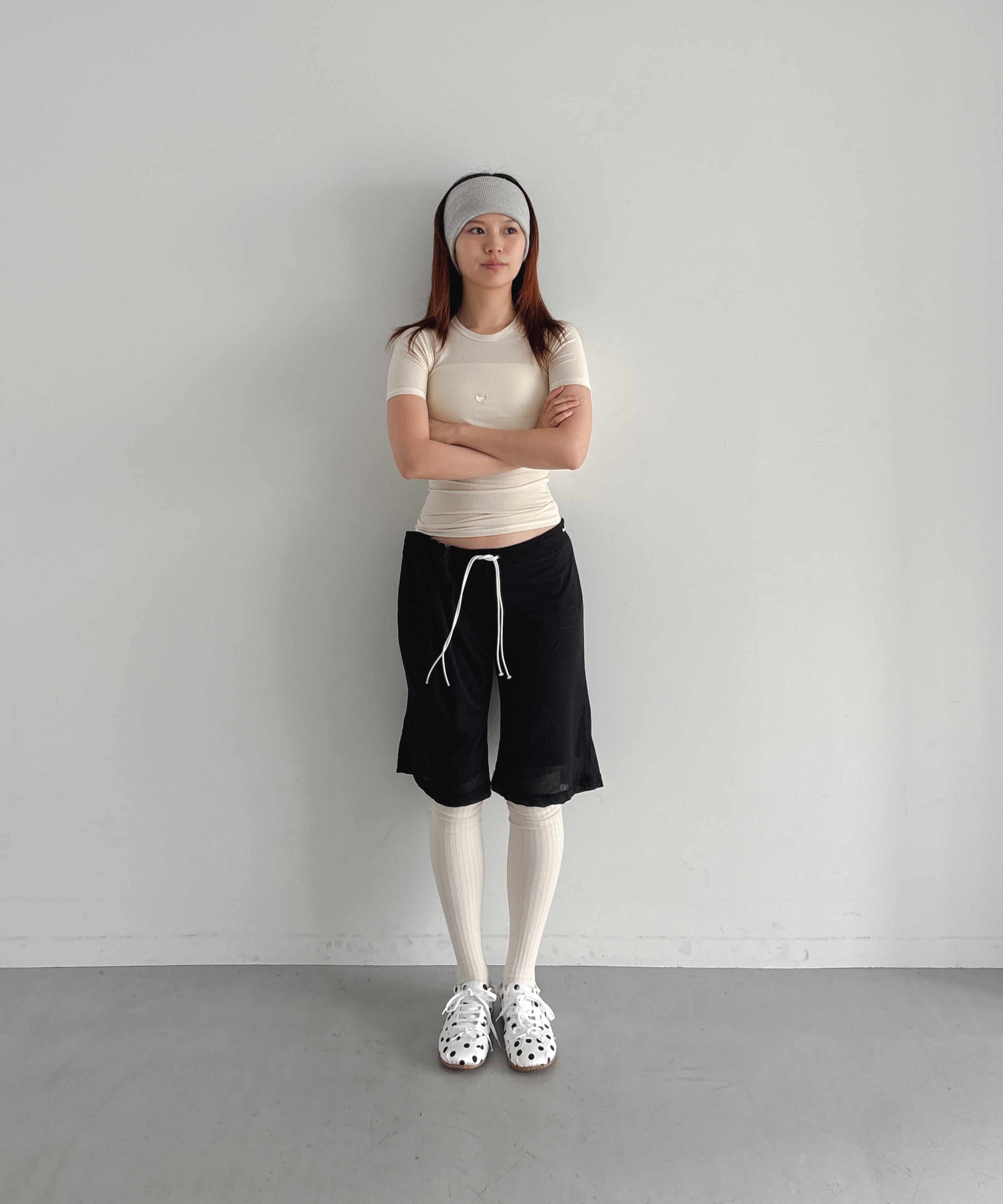 ULIKASANCTUS Curtain half pants "BLACK"