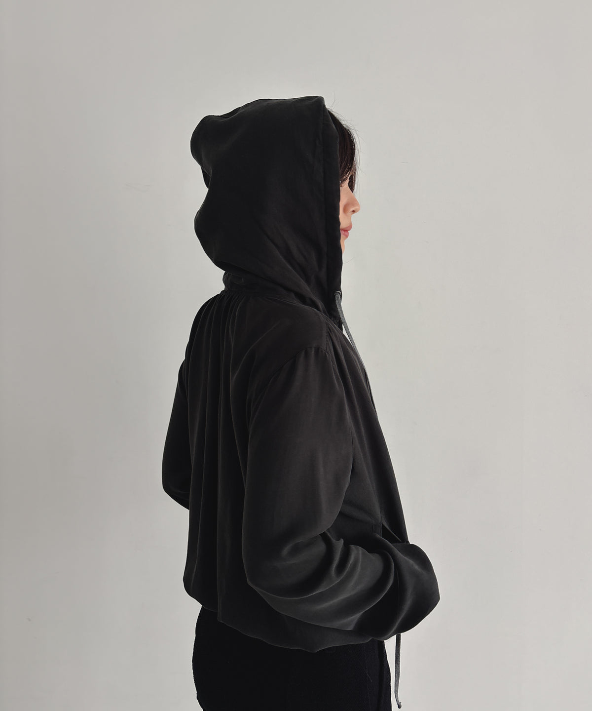 ULIKASANCTUS Placket hooded jacket "BLACK"