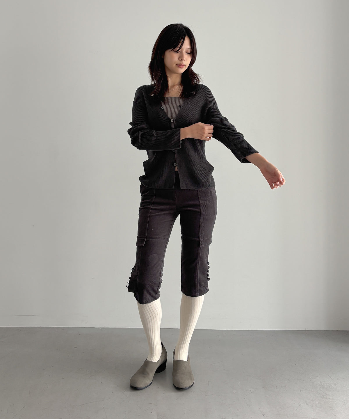 ULIKASANCTUS Nape knit cardigan "CHARCOAL"