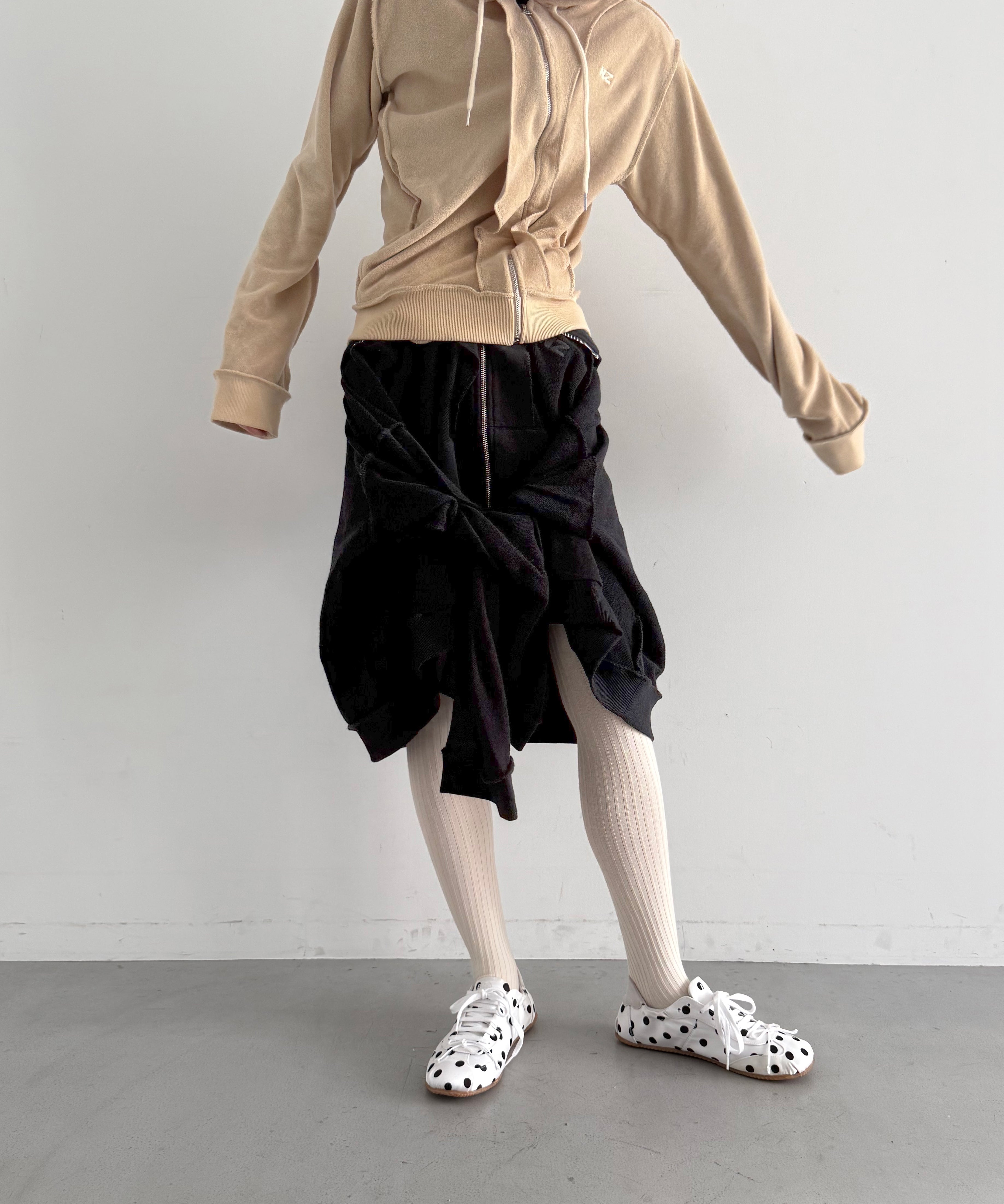 NATASHA ZINKO Hoodie-skirt hybride "BLACK"