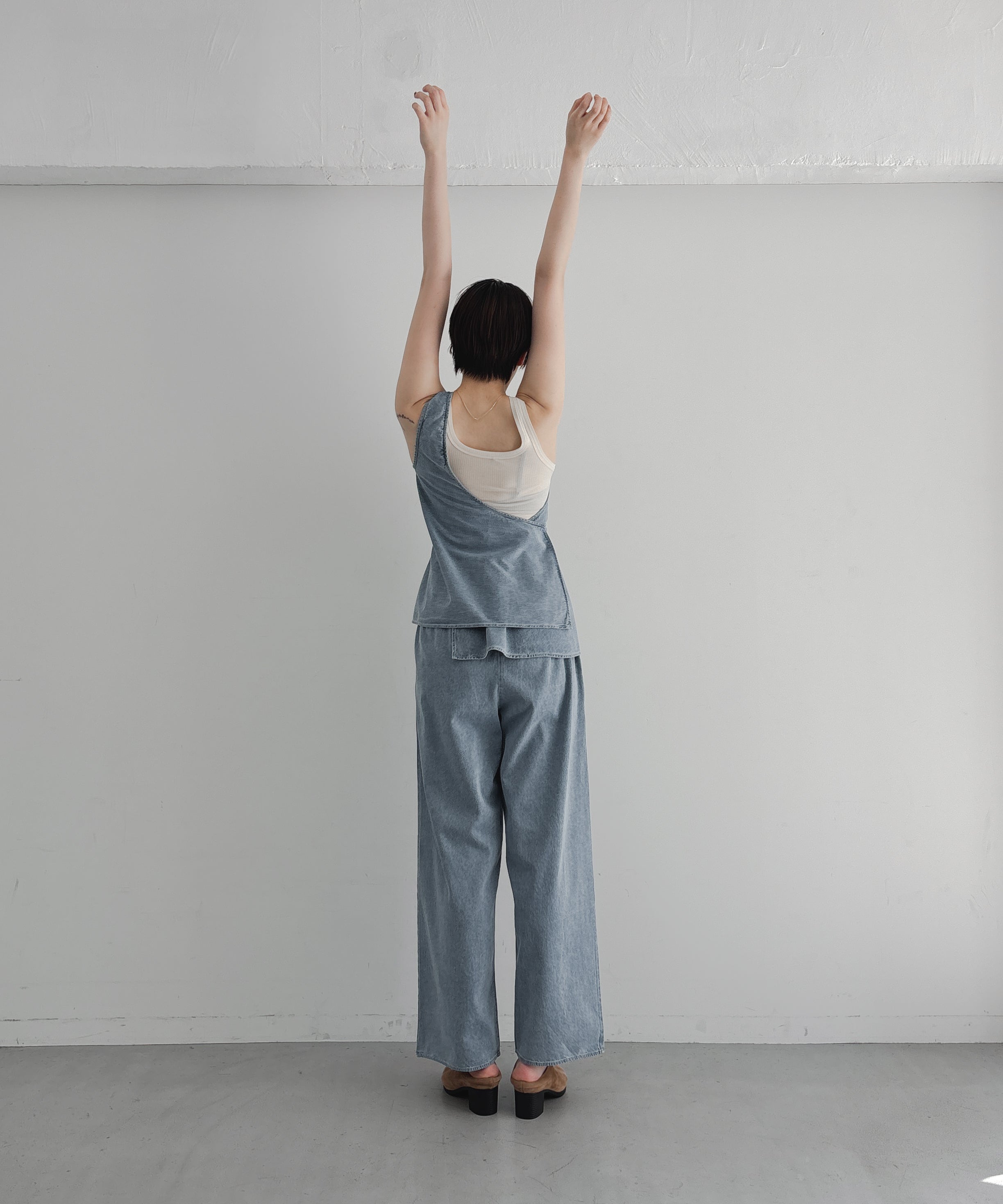 Baserange Eye top "LIGHTBLUEW"