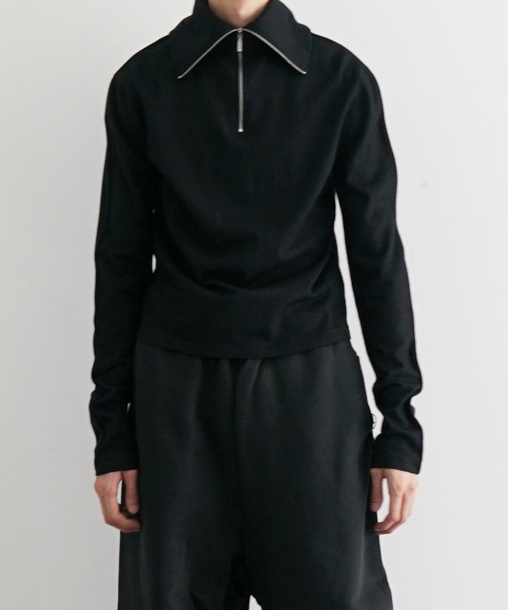 ENTIRE STUDIOS Apex wool top "BLACK"