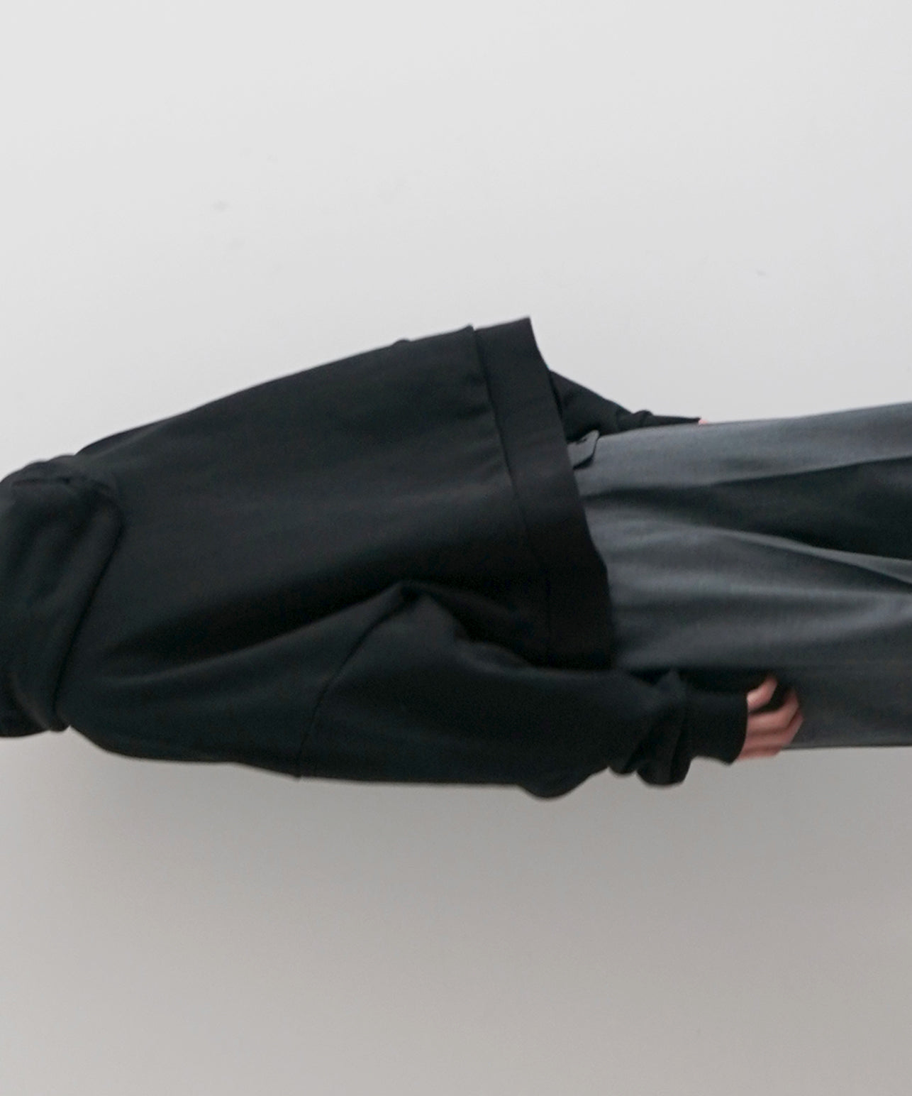 ENTIRE STUDIOS Eternal zip "SOOT"
