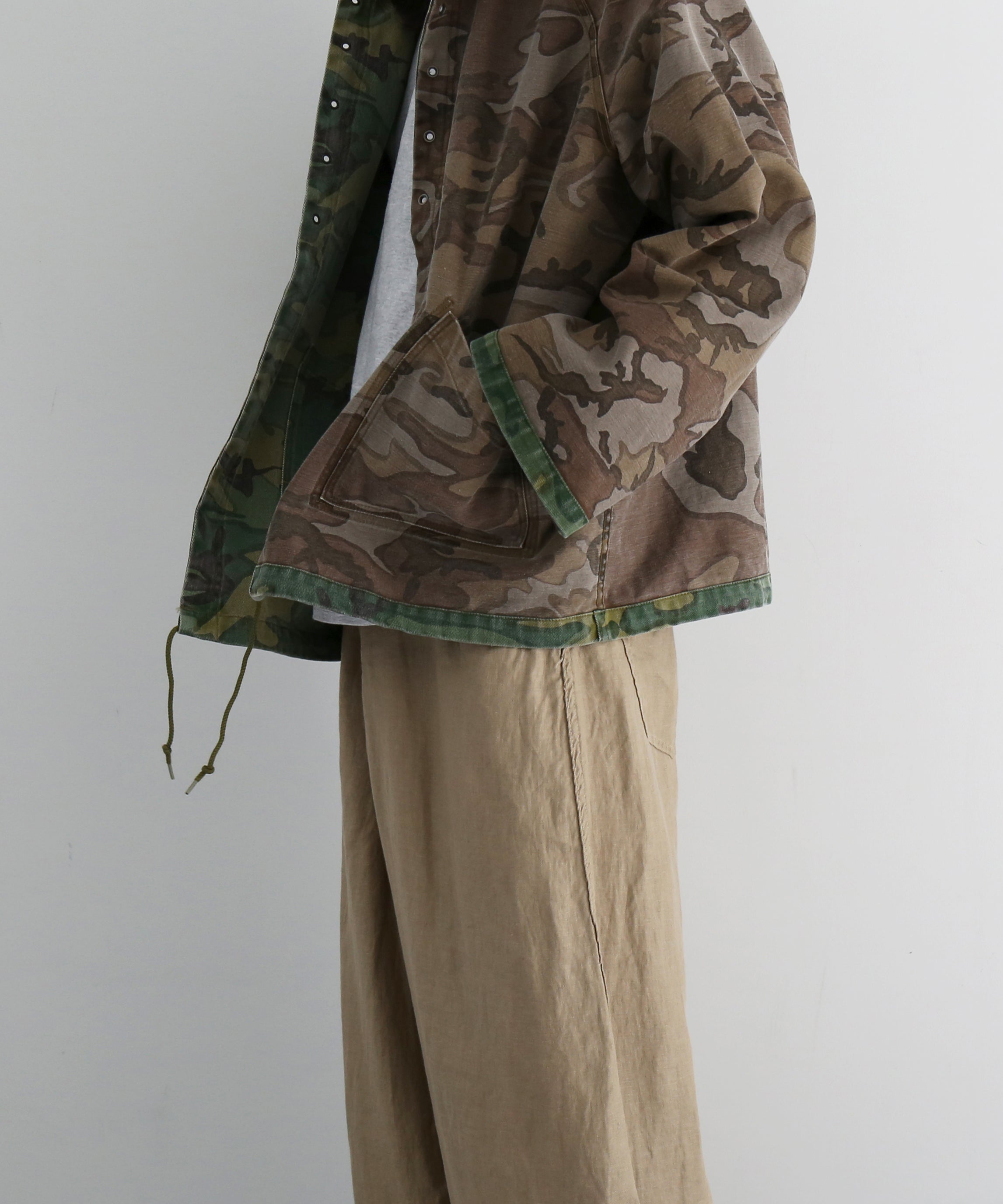 NEEDLES Reversible hooded coat - camo twill "CAMO"