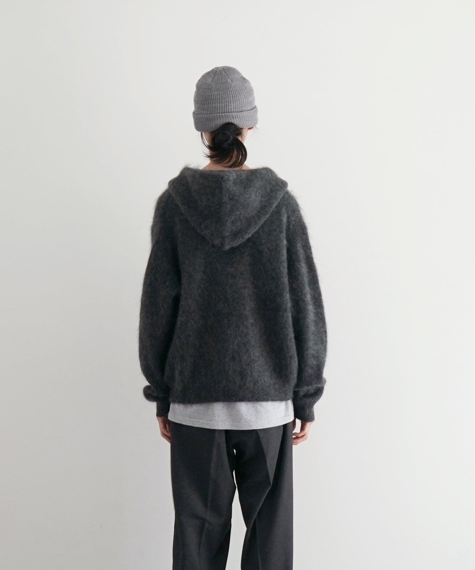 【EXCLUSIVE】crepuscule Mohair zip parka "C.GRAY"