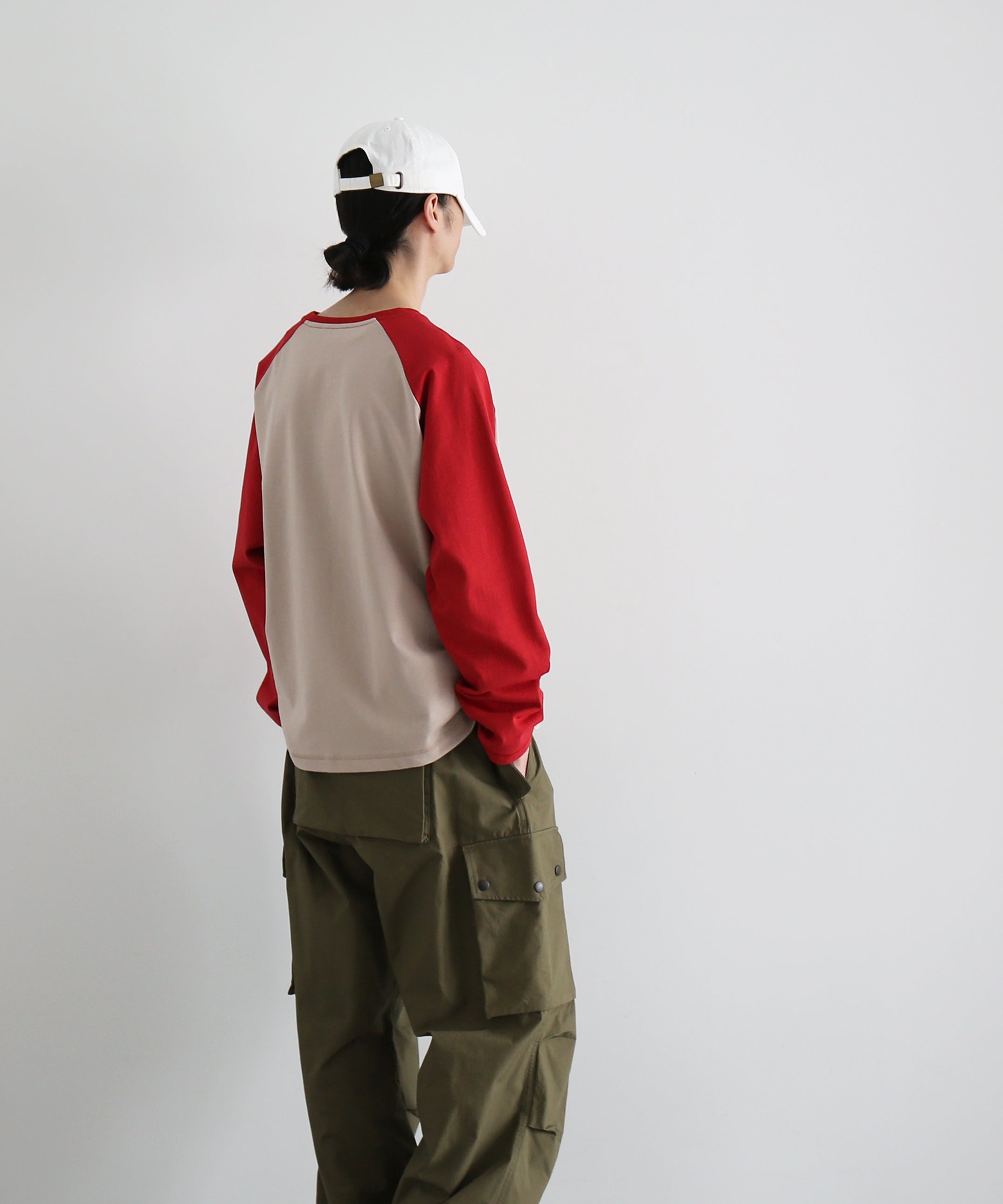 OLD FOLK HOUSE Raglan sleeve t-shirt "RED / BEIGE"