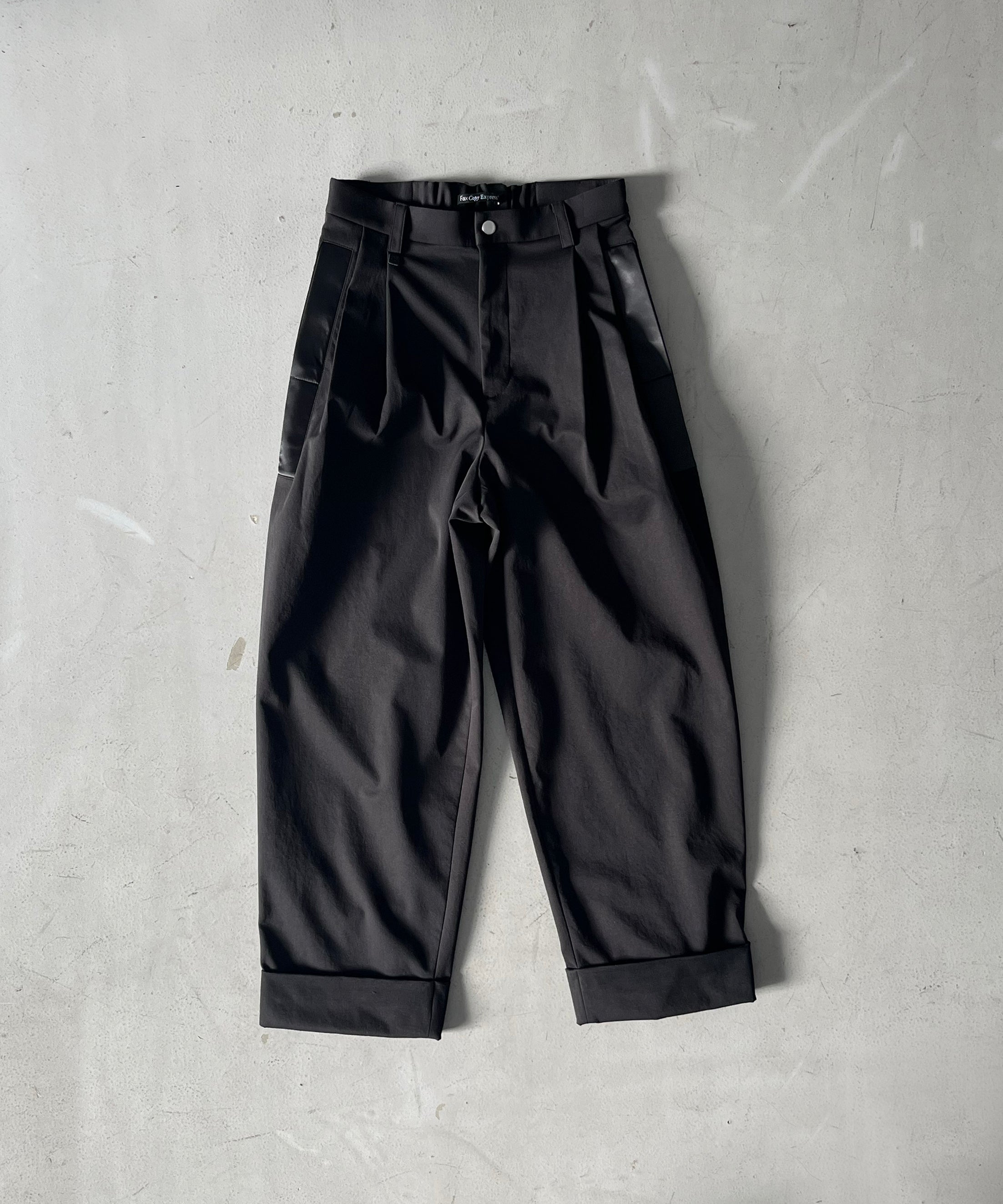 FAX COPY EXPRESS City night satin double-pleats pants "BLACK" S