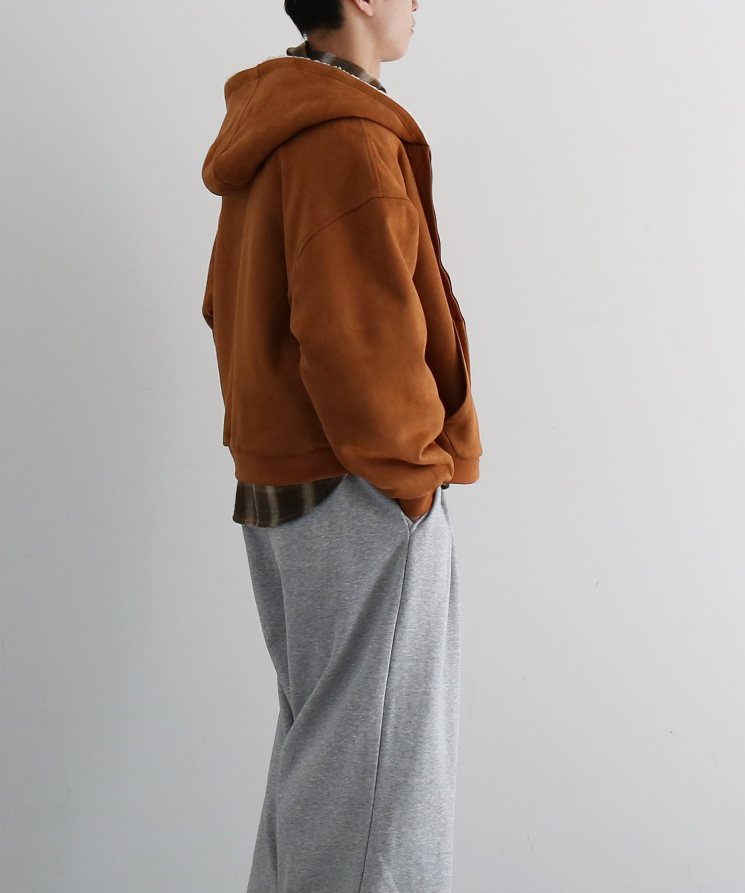 Basketcase Hench,ugg zip (super thick) "BROWN"