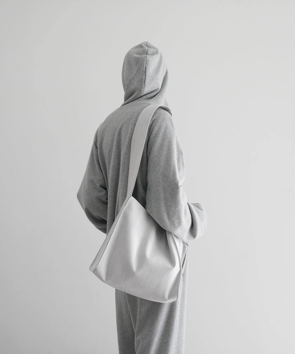 KAIKO【カイコー】メンズ ショルダーバッグ ultrasuede shoulder bag 