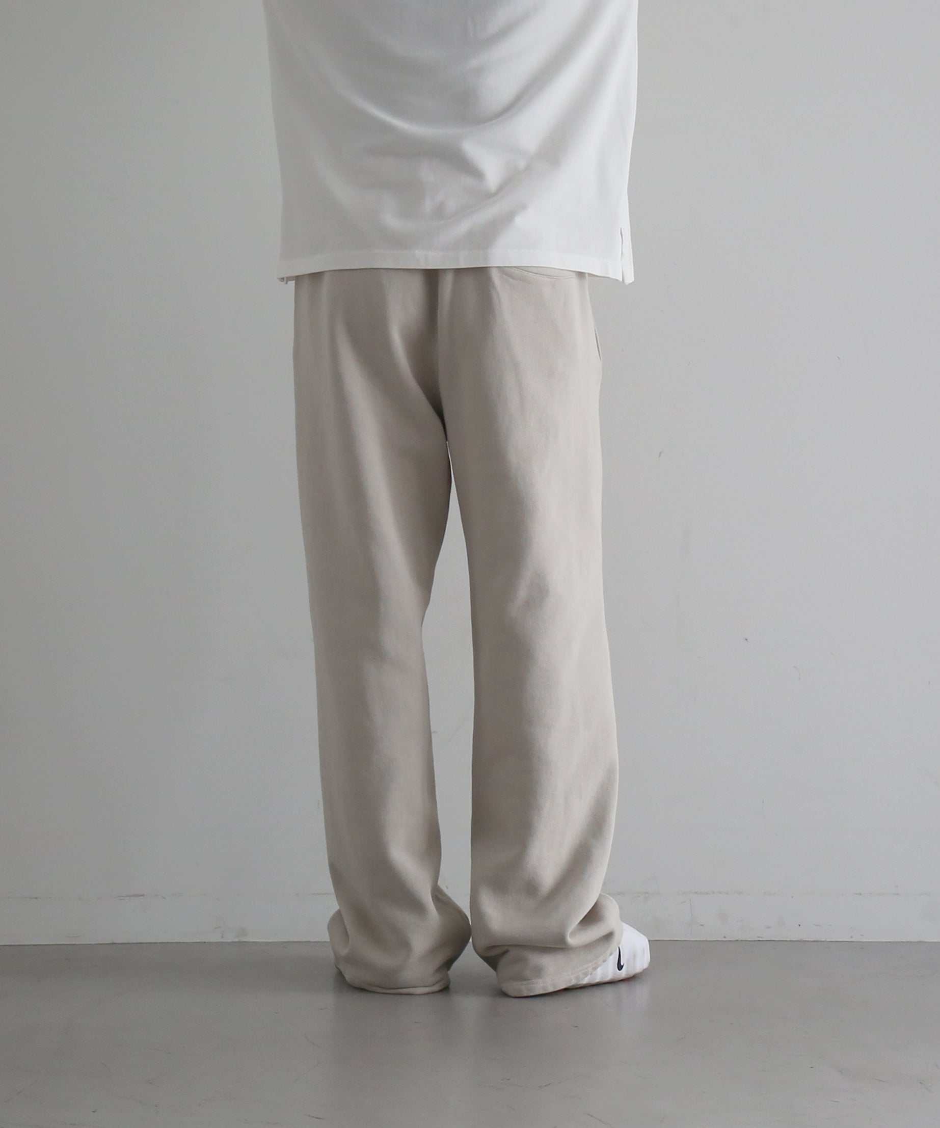 entire studios【エンタイアスタジオ】Straight leg sweatpant 