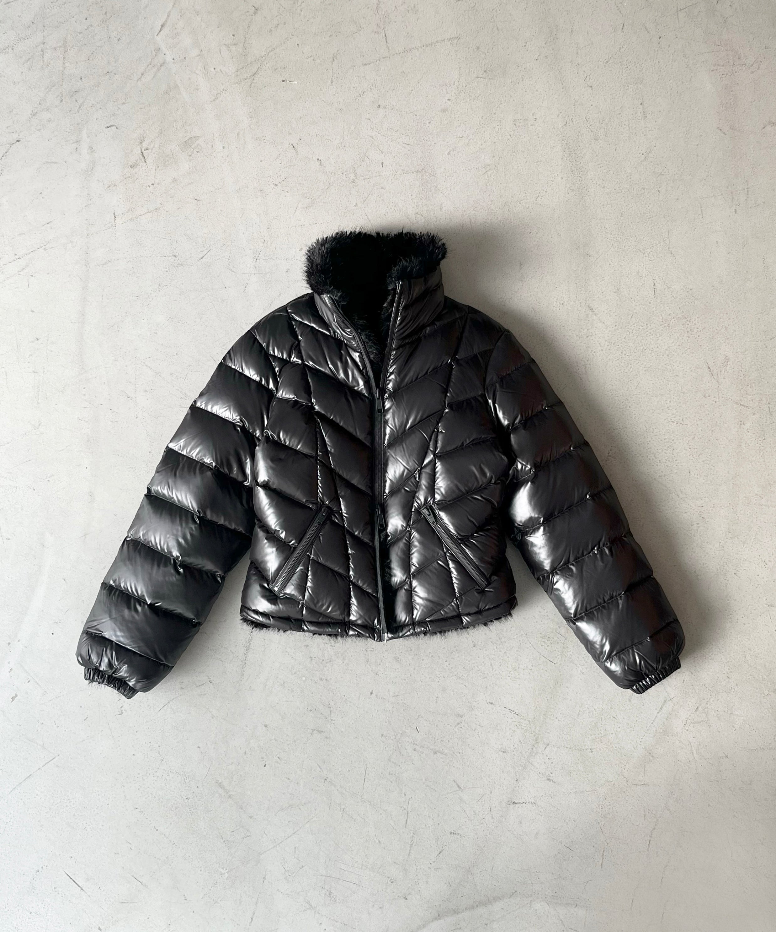LOADINGROOM Reversible faux fur down jacket "BLACK"