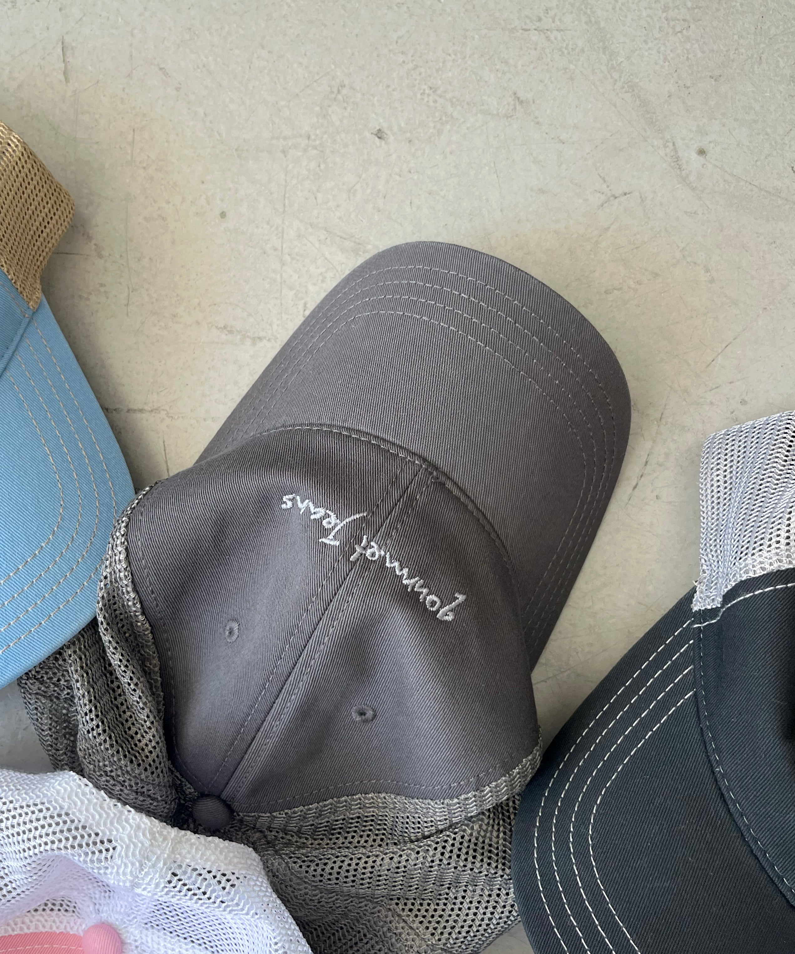 【EXCLUSIVE】gourmet jeans Mesh cap gourmet jeans  "CHARCOAL"