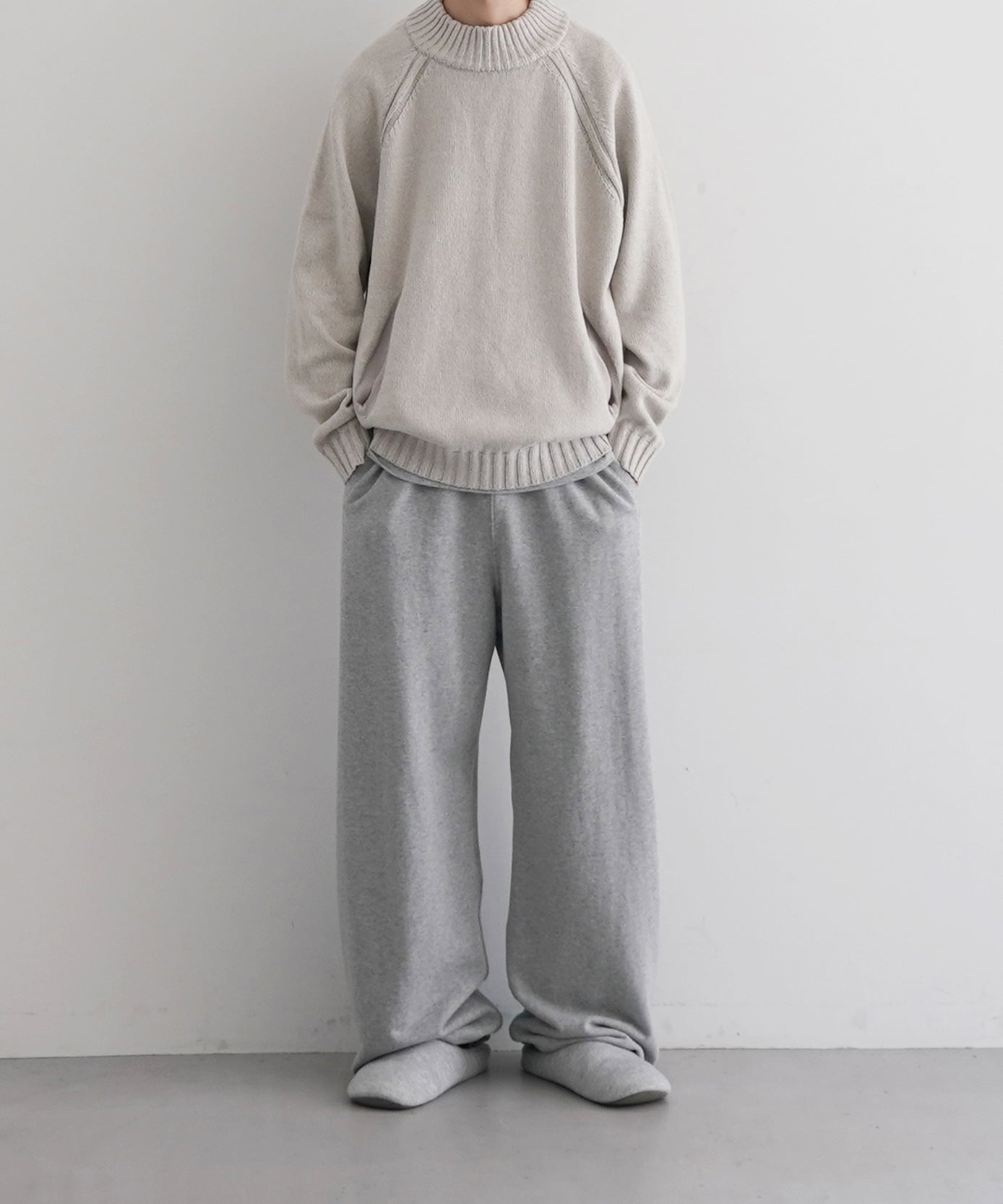 SAN SAN GEAR Snug knit "WARM GREY"