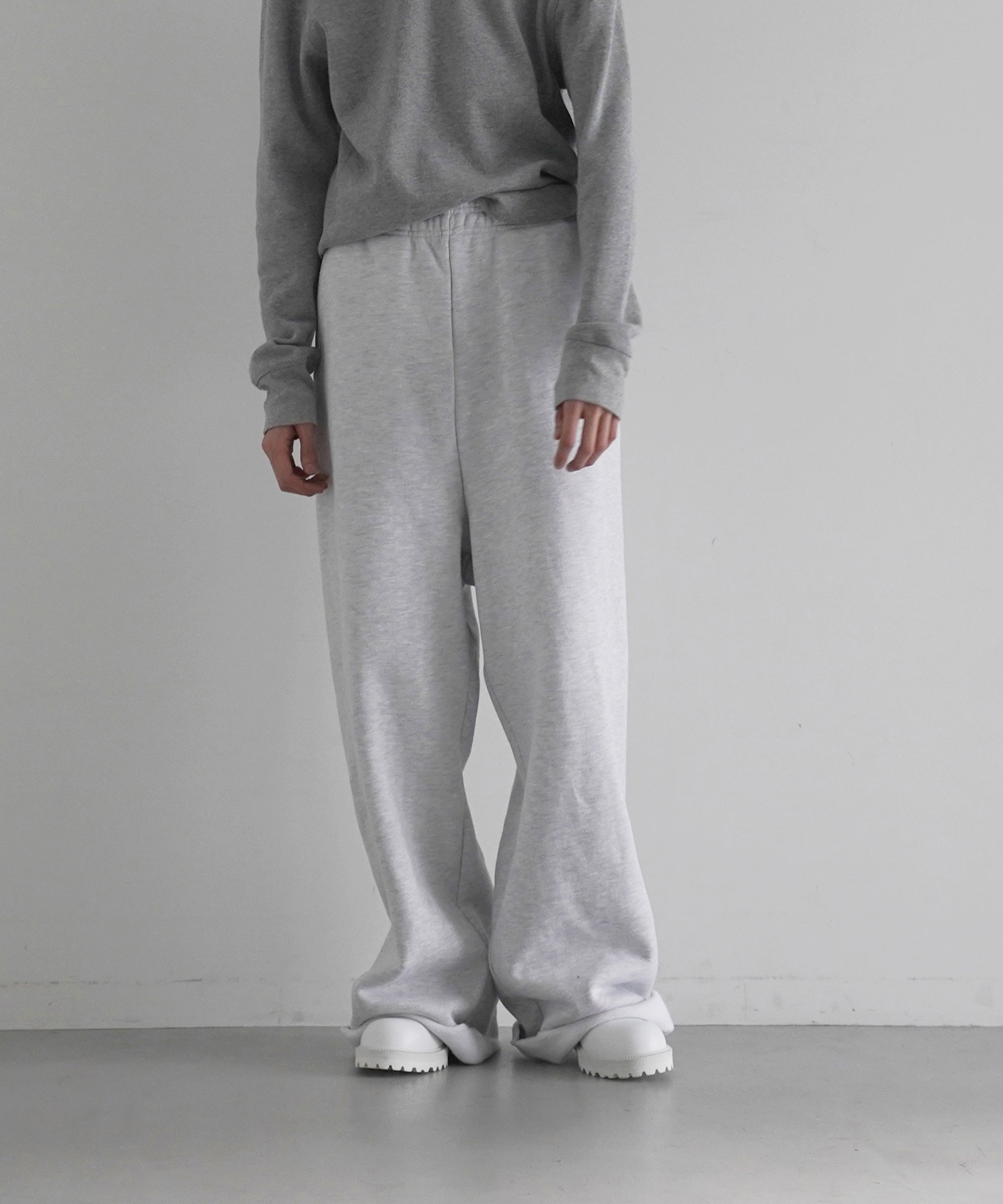 ENTIRE STUDIOS Full sweatpant "BLACK"