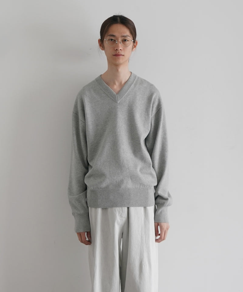 KAIKO V neck sweater "TOP GRAY"