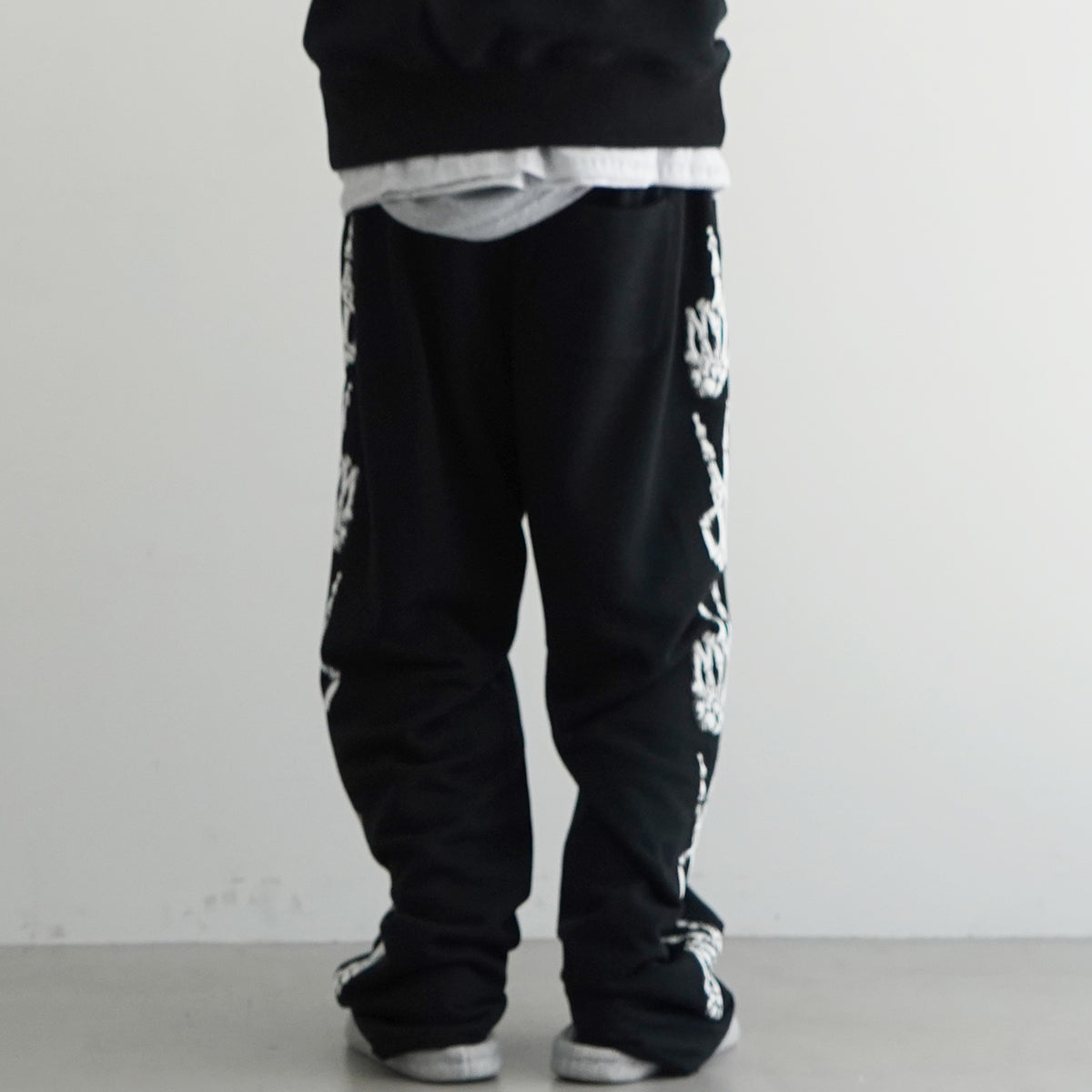 1_866bff33-d211-45e3-8db7-