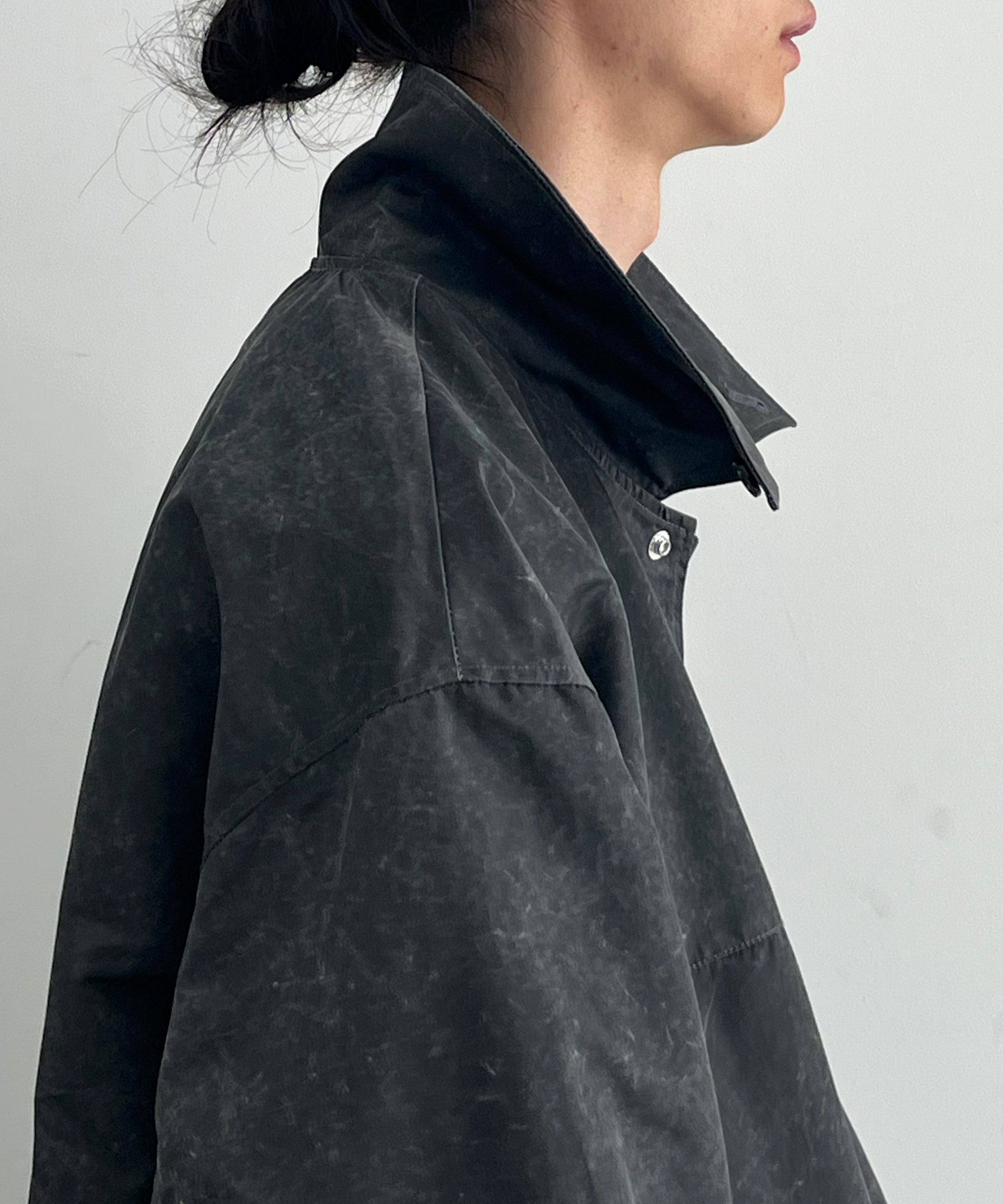 VOAAOV Aging nylon twill coach jacket "BLACK"