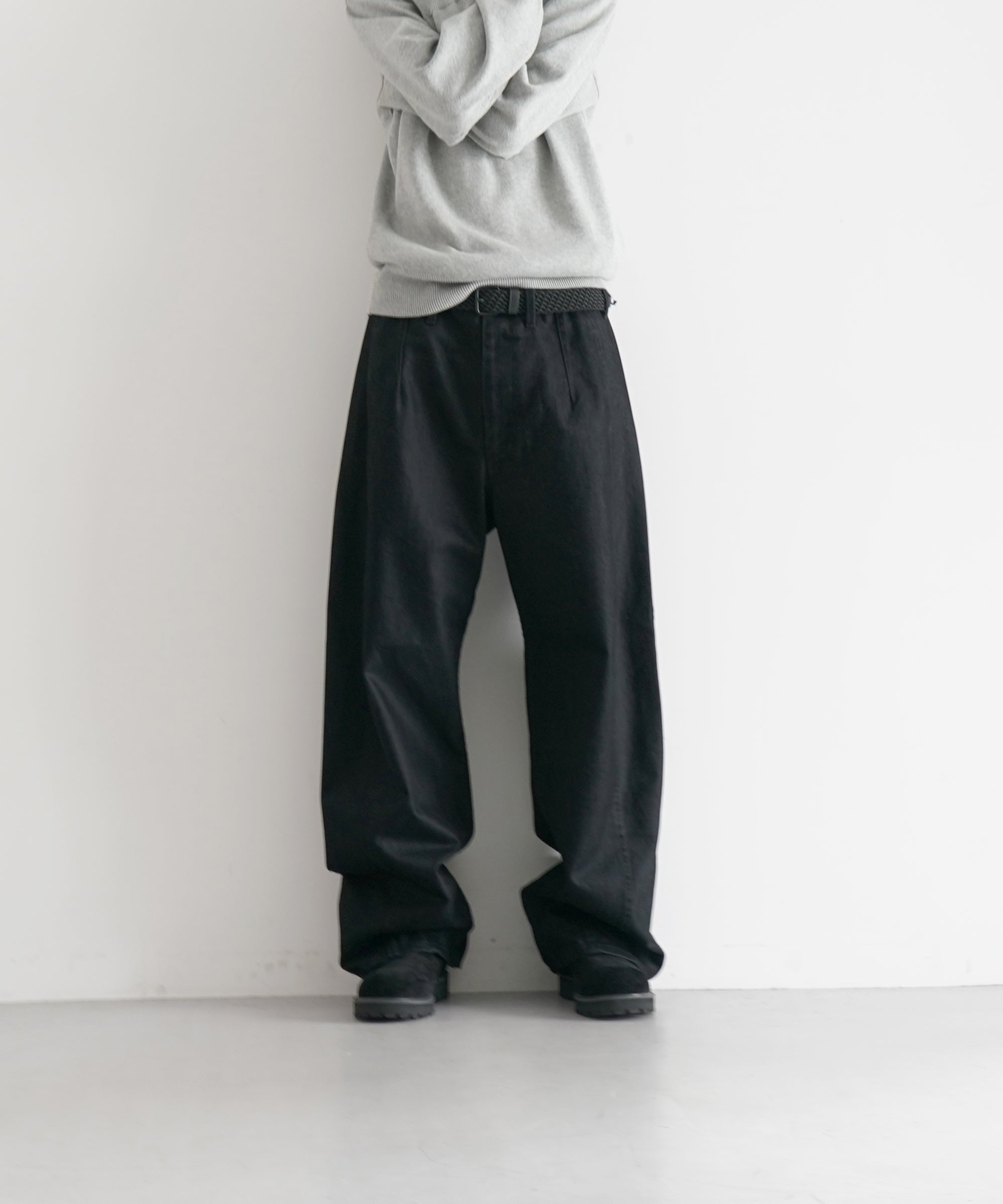 Omar Afridi Washed pina trousers "BLACK"