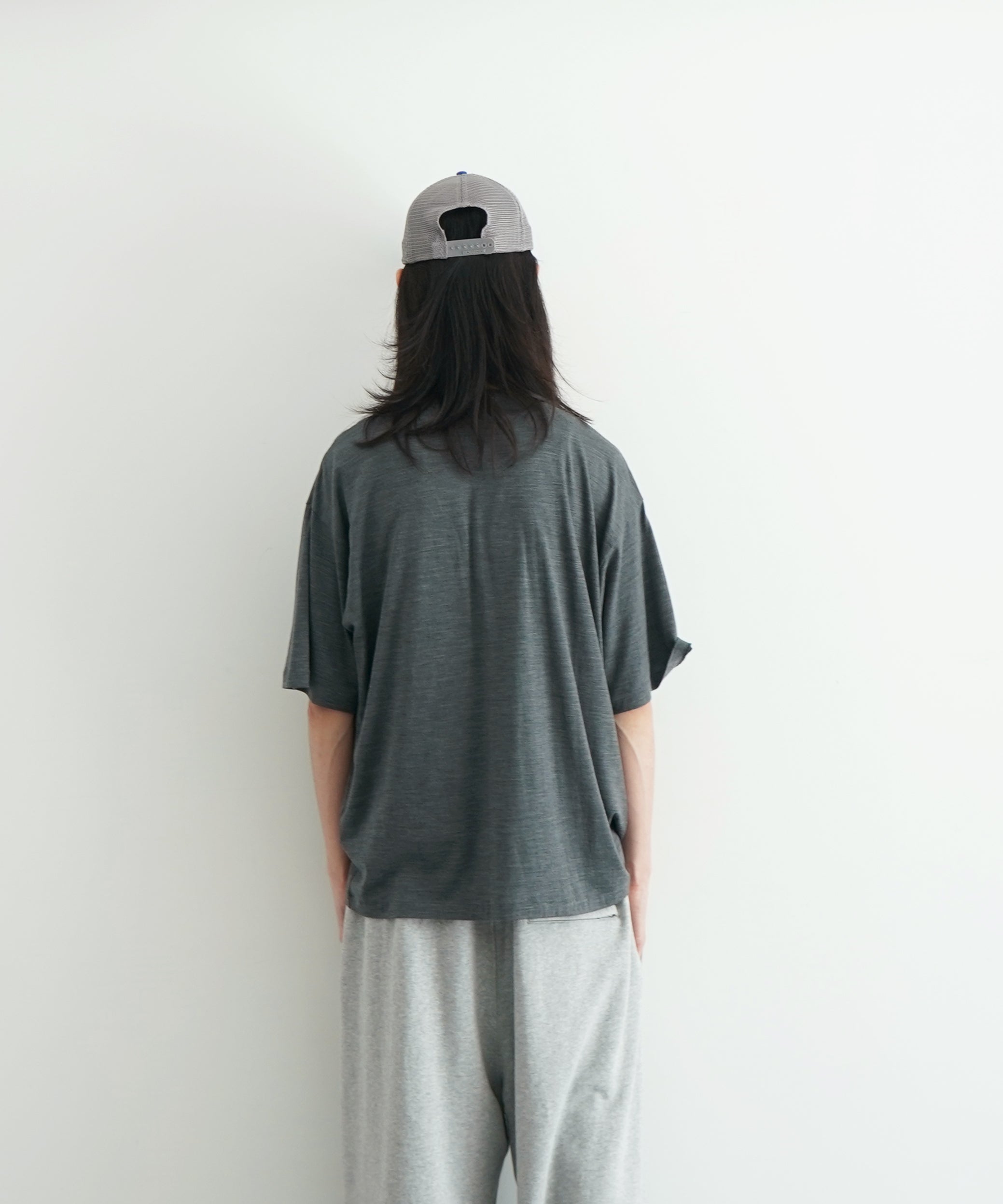 AURALEE Wool soft jersey tee "TOP CHARCOAL"