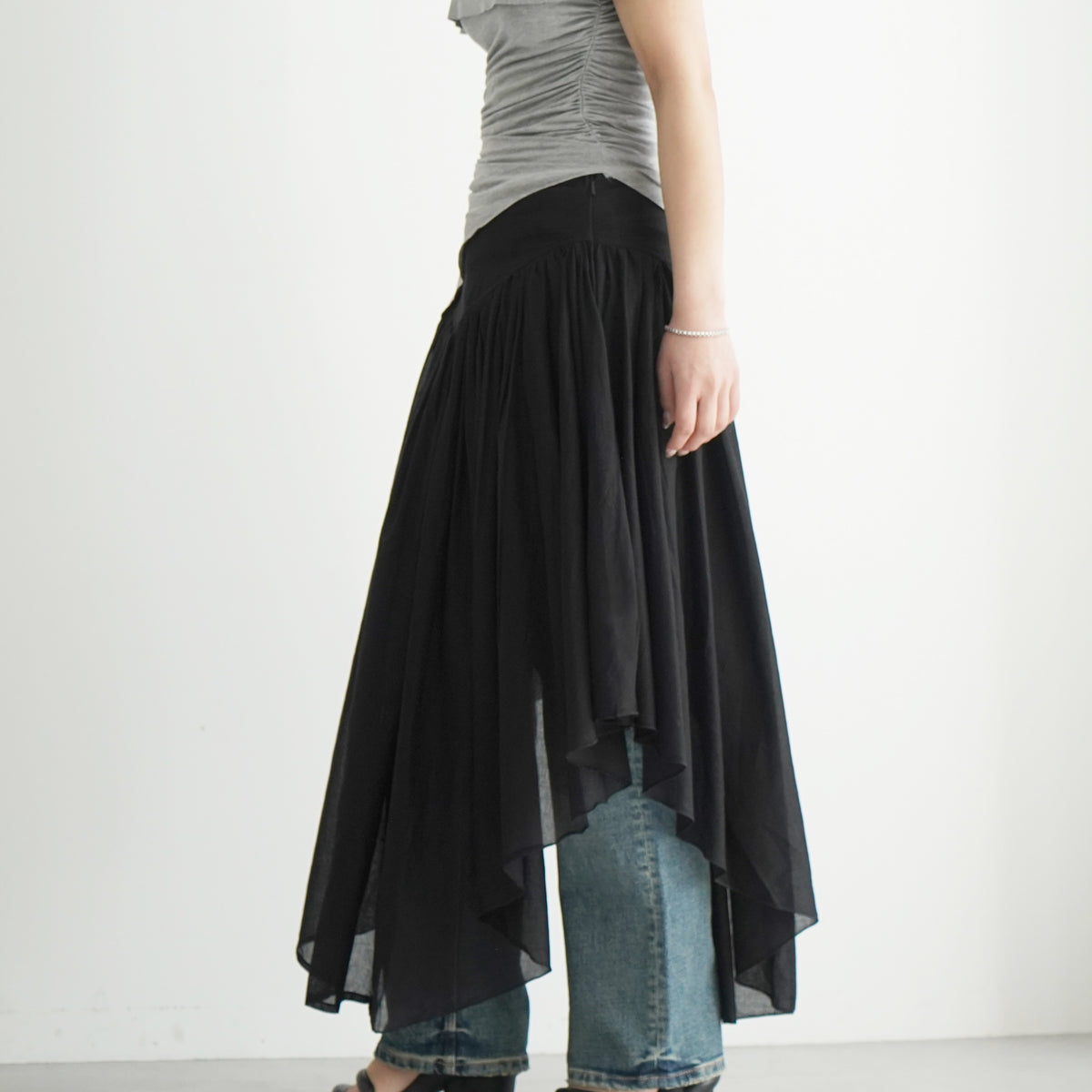 1_c85e391d-4007-49d6-b502-