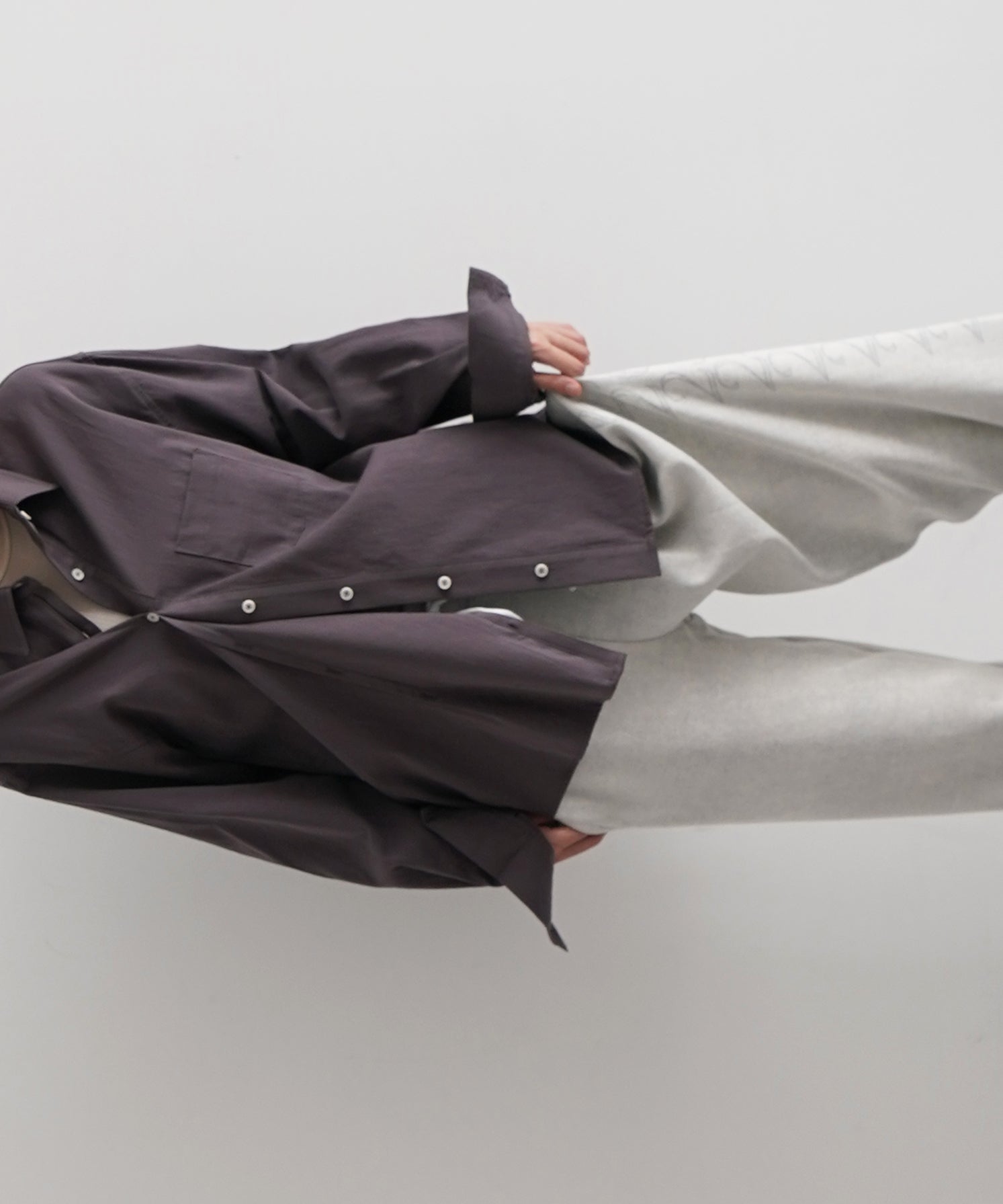 ULIKASANCTUS Half-hidden placket shirts "CHOCOLATE"