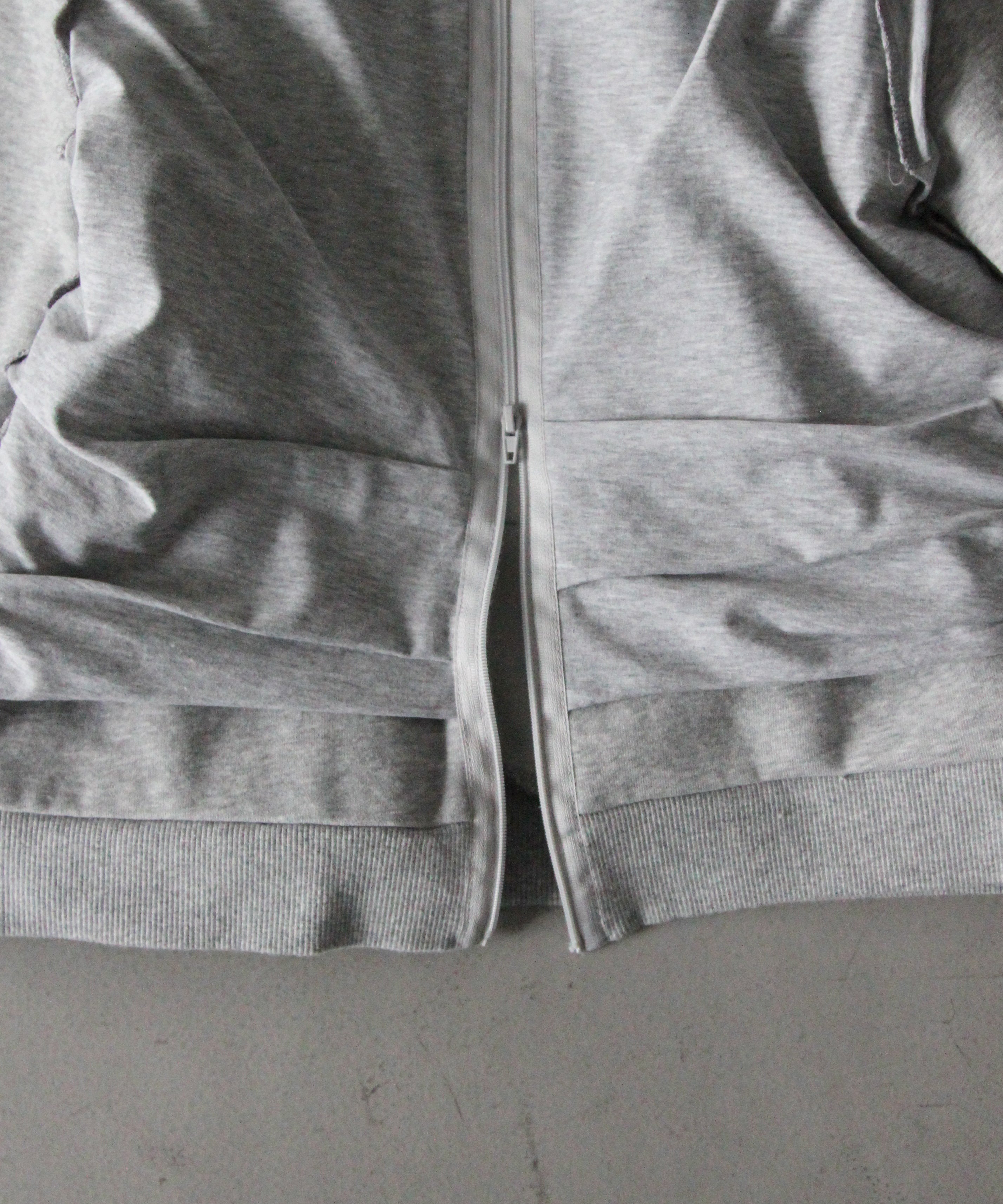NATASHA ZINKO Multi layer t-shirt hoodie "GREY"