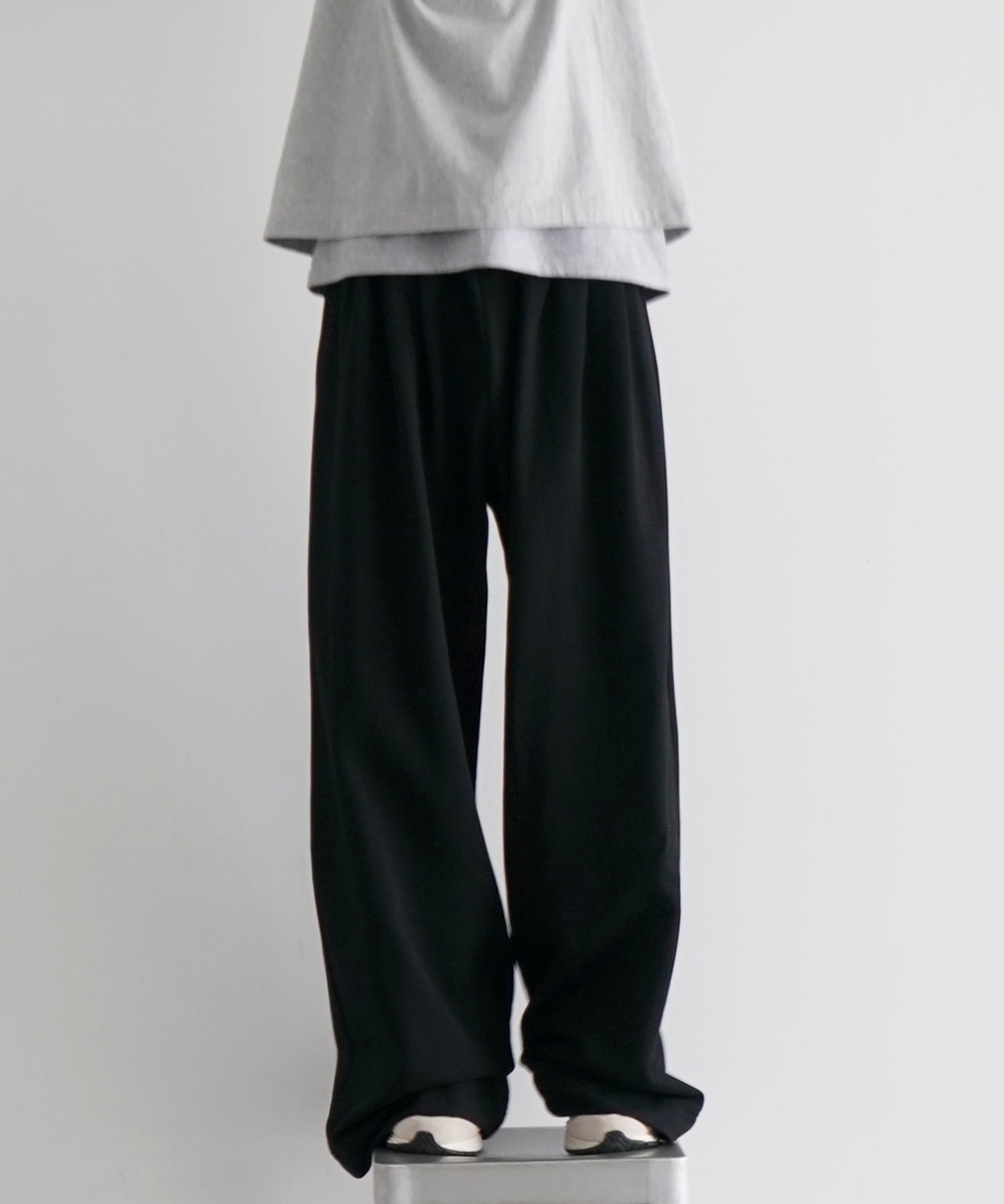 Basketcase Caldwell, sweats "JET BLACK"