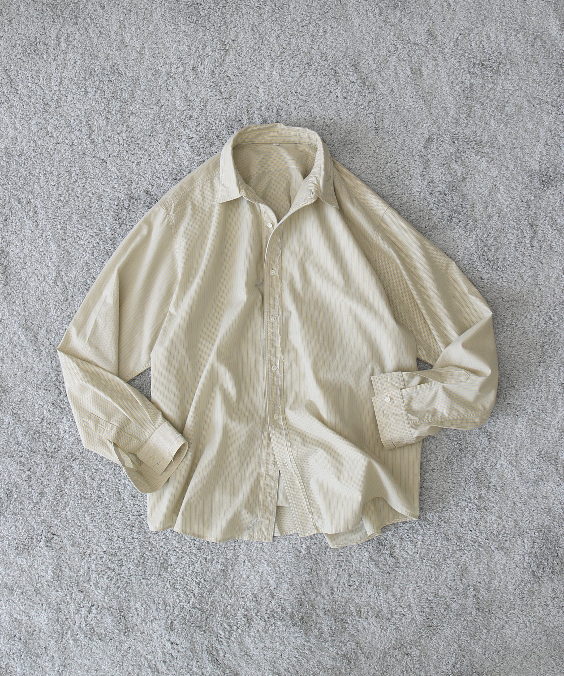 ISSUETHINGS 26a/59b-c-01 "YELLOW"