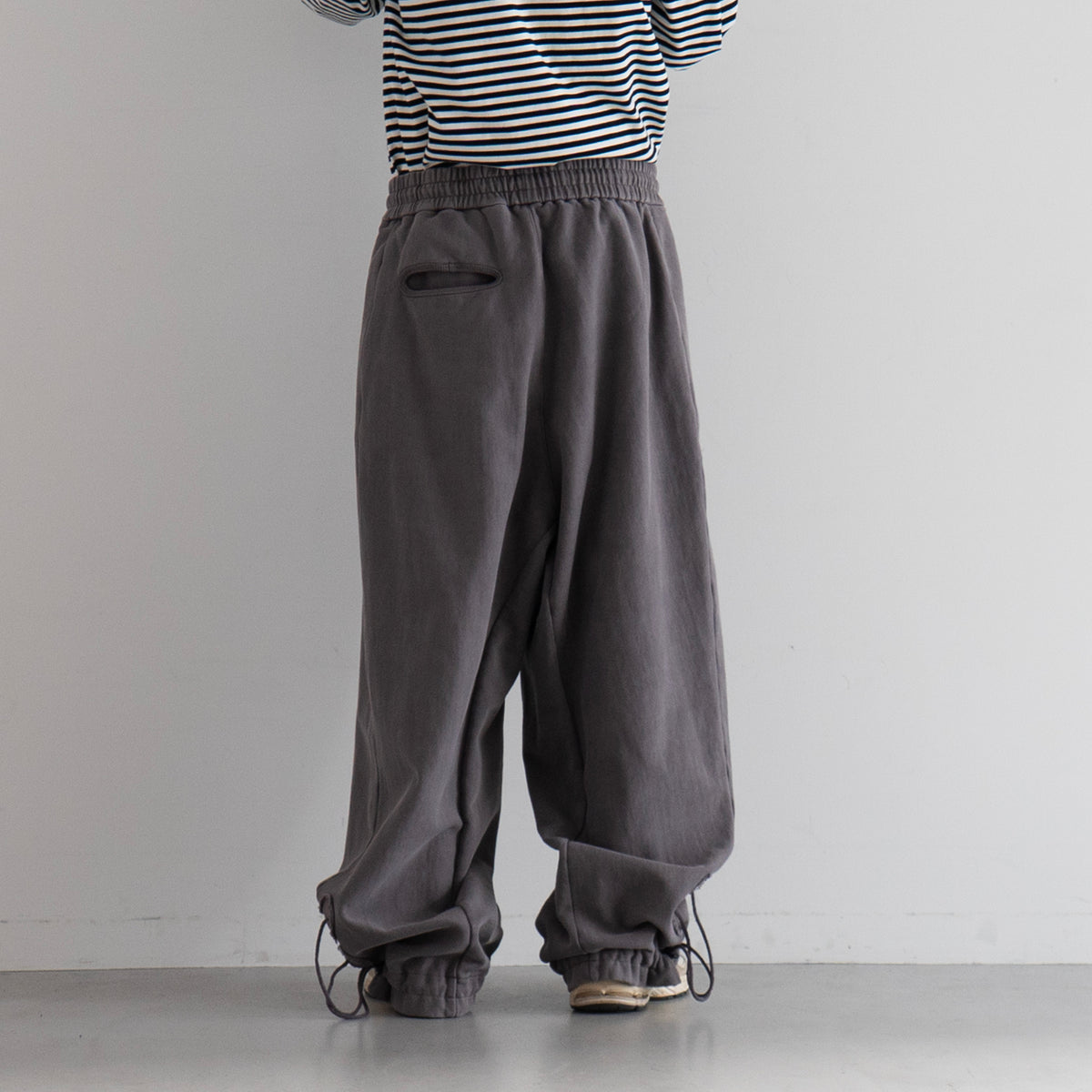 28_a945d78d-8381-40be-bd35-