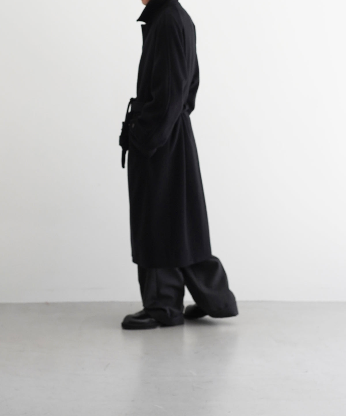 AURALEE Super fine wool mosser soutien collar coat “BLACK”