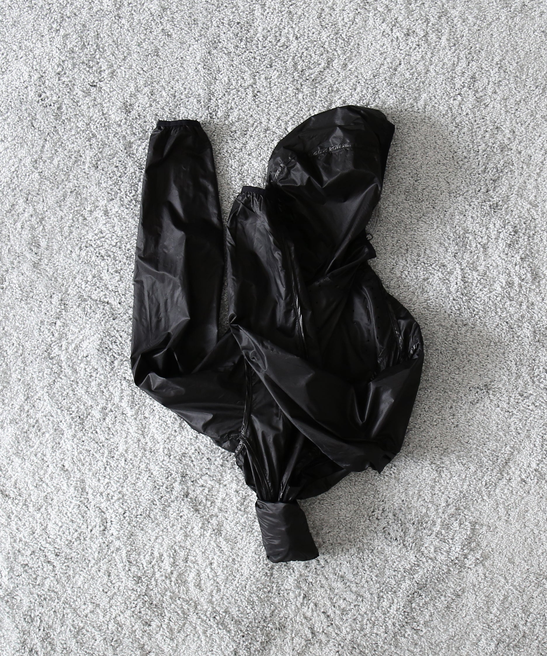 ROA Hue packable wind jacket "BLACK"