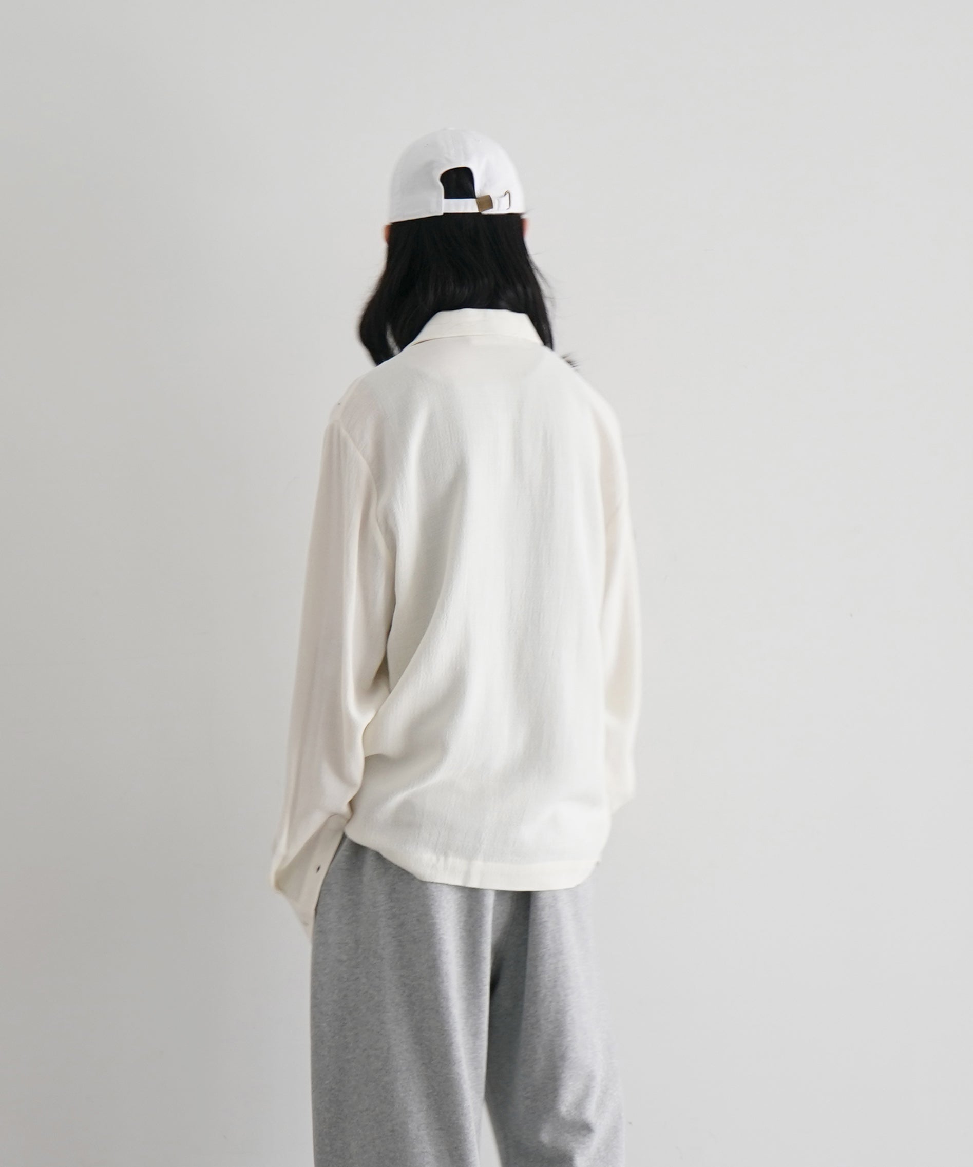 sefr Sense shirt "OFF WHITE CREPE"