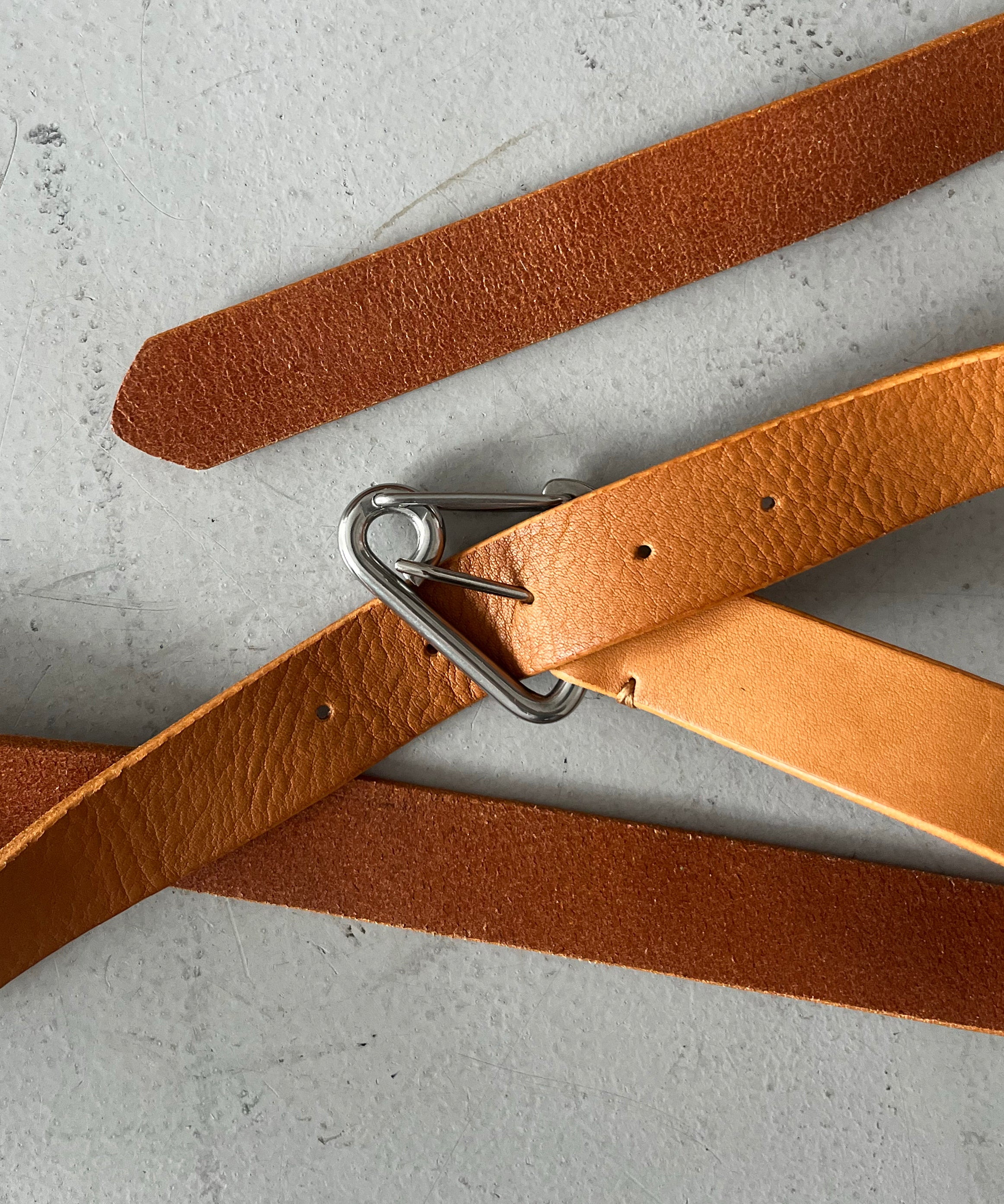 OPPOSE DUALITY Carabiner belt "CAMEL"