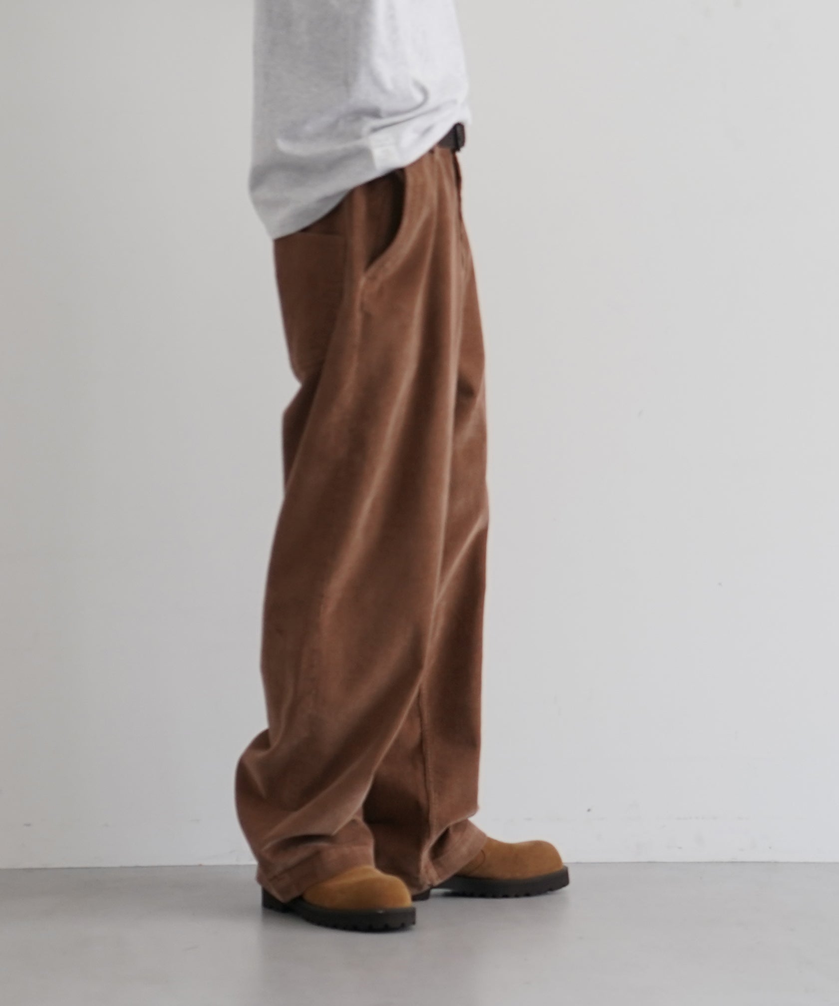 order Loose corduroy pants "BROWN"