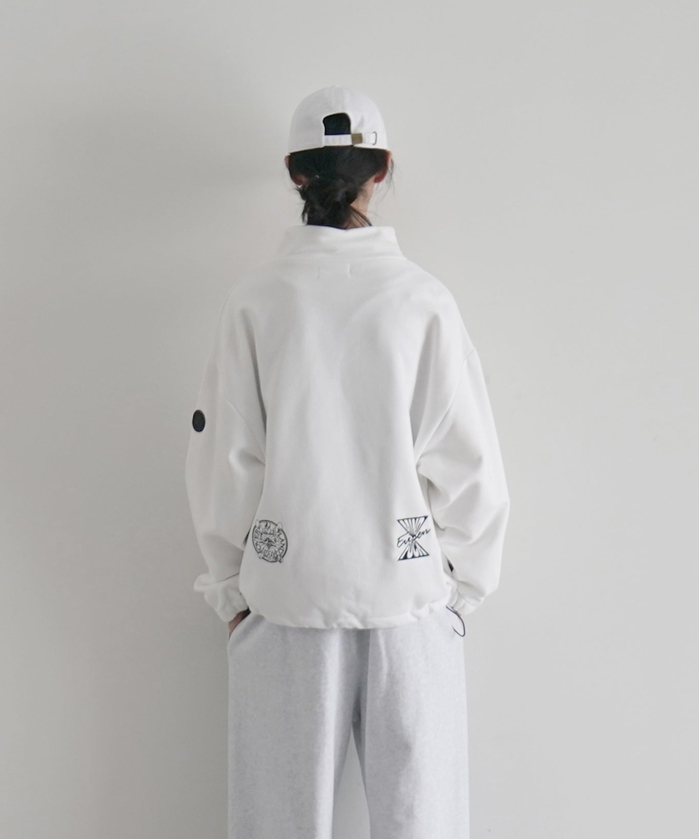 Evisen Skateboardsゑ Mind land half zip sweat "WHITE"
