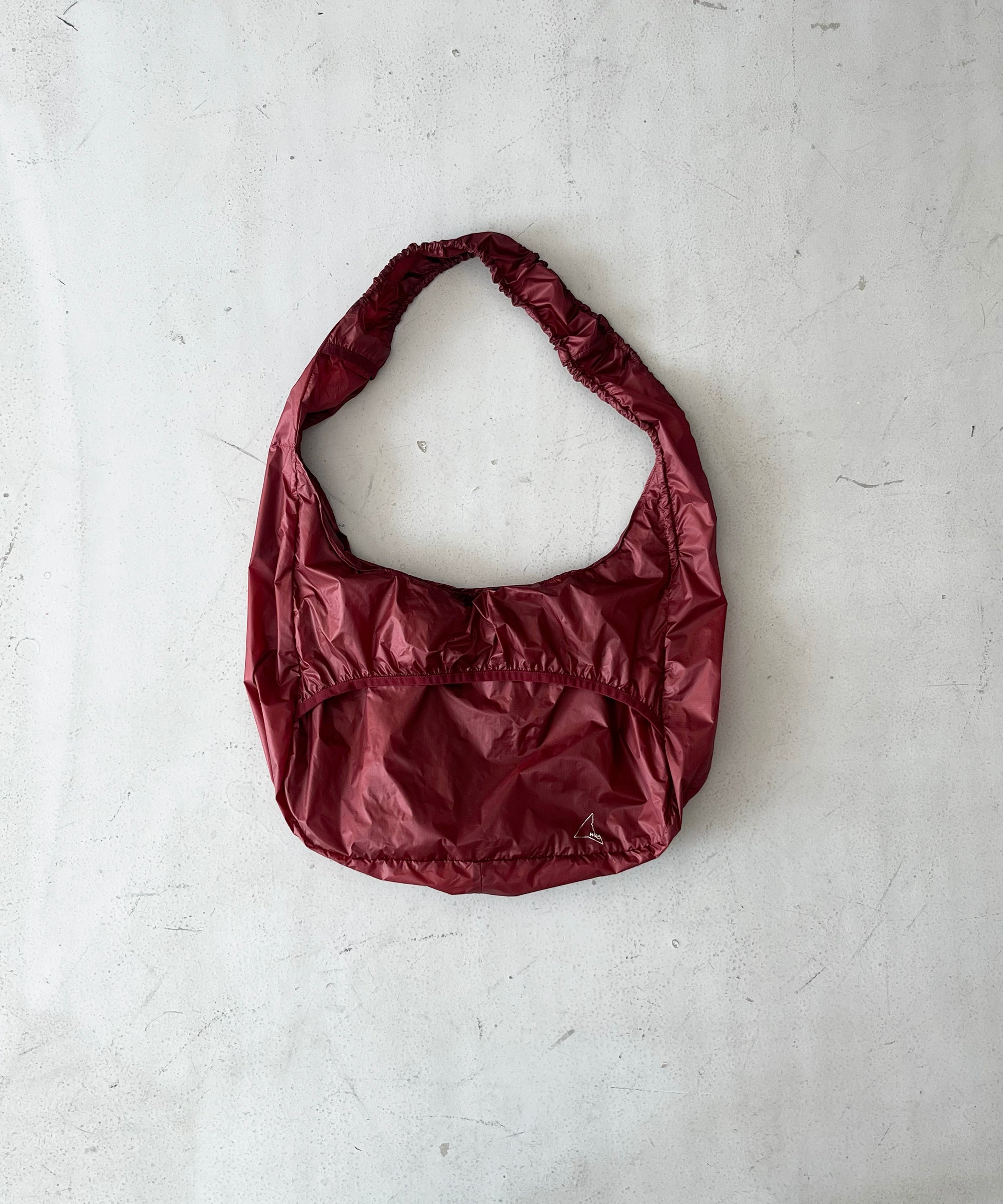 ROA Laki packable knot bag "BLACK"