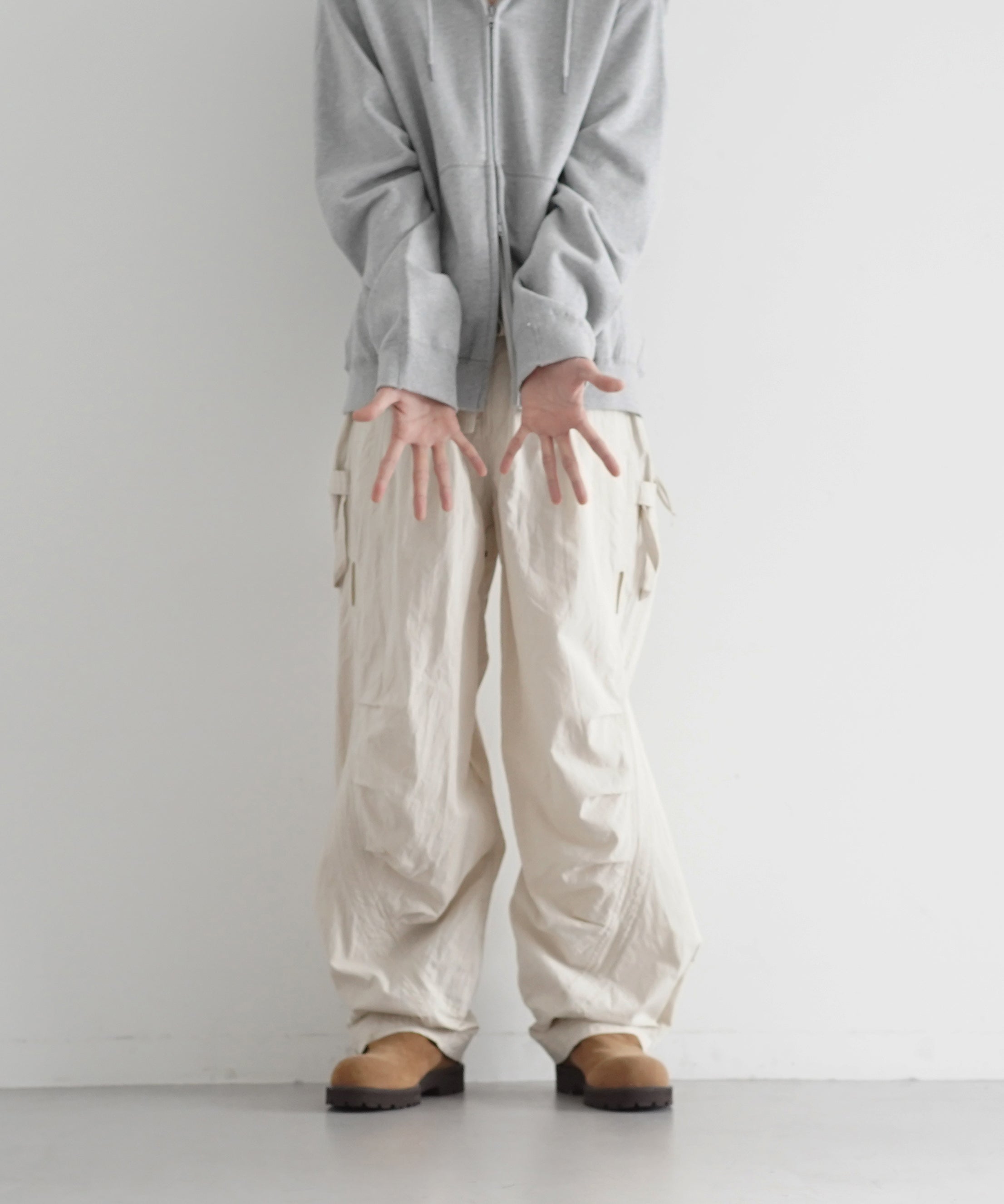 JIAN YE  Basic unit 02 "WHITE"