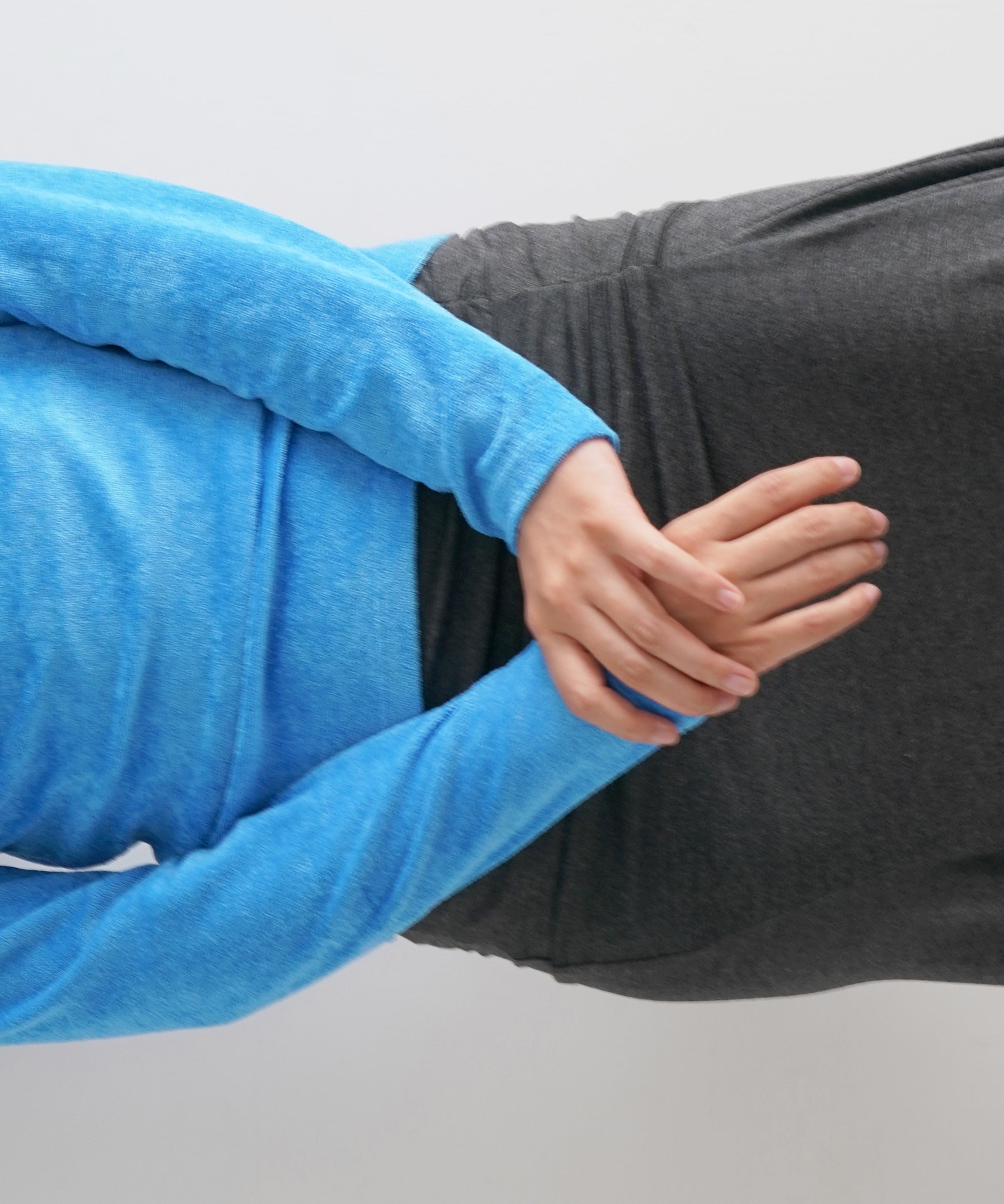 Baserange Omo long sleeve tee "ZINN BLUE"