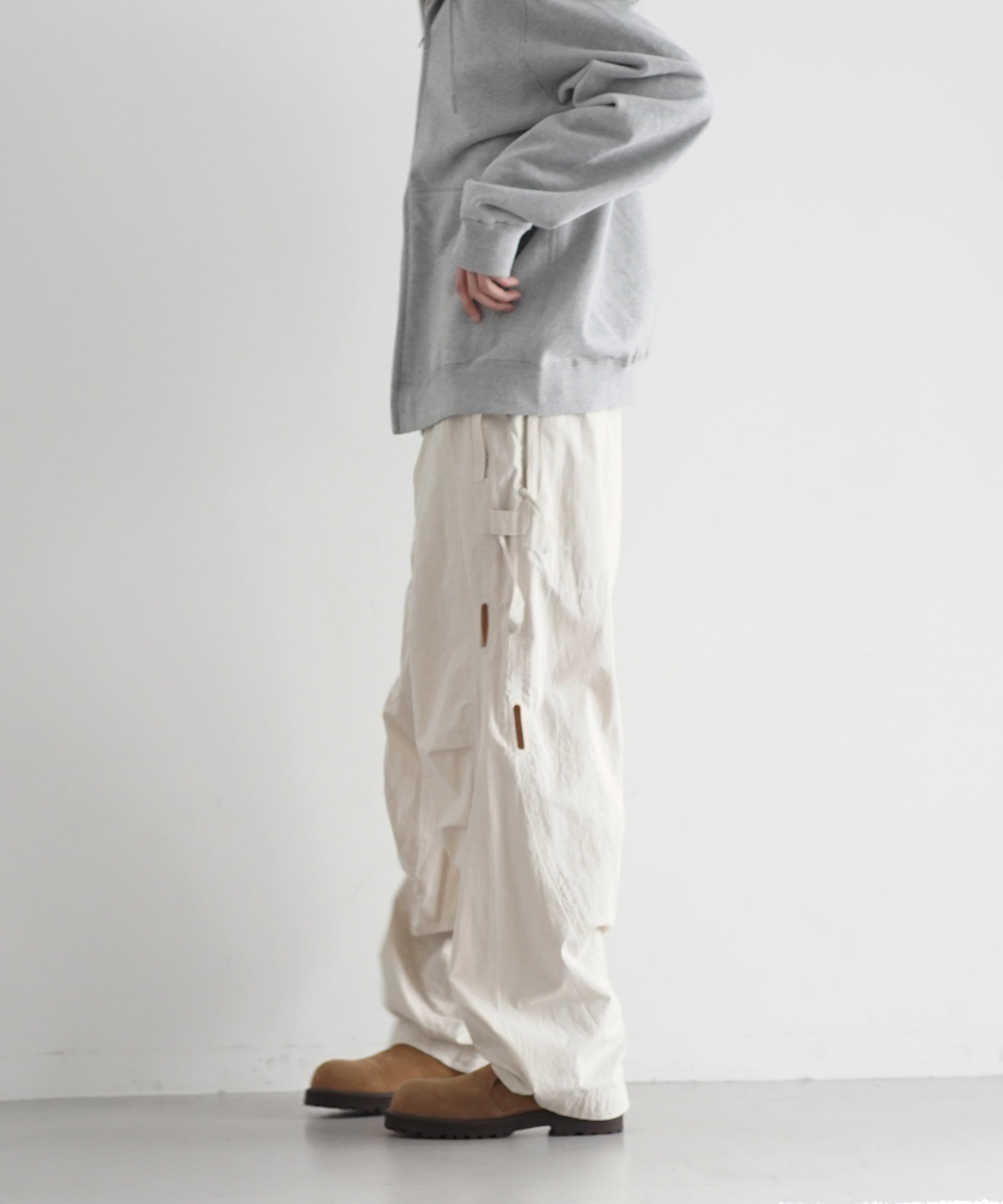 JIAN YE  Basic unit 02 "WHITE"