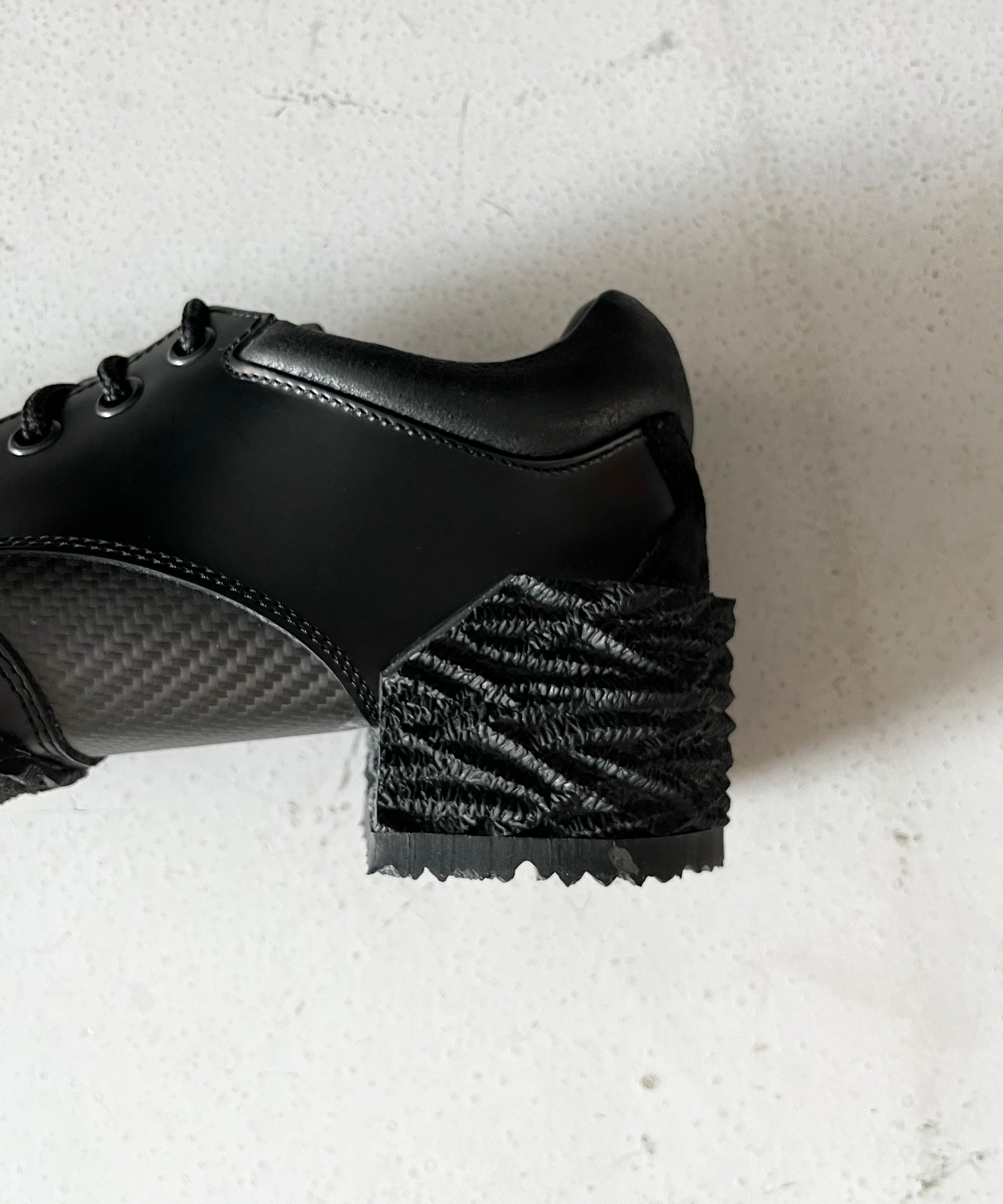 MIDORIKAWA RYO CARBON BOOTS SHORT "BLACK"