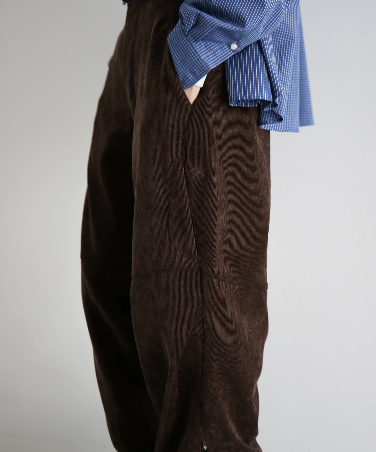 SAN SAN GEAR Nurv pants “BROWN"