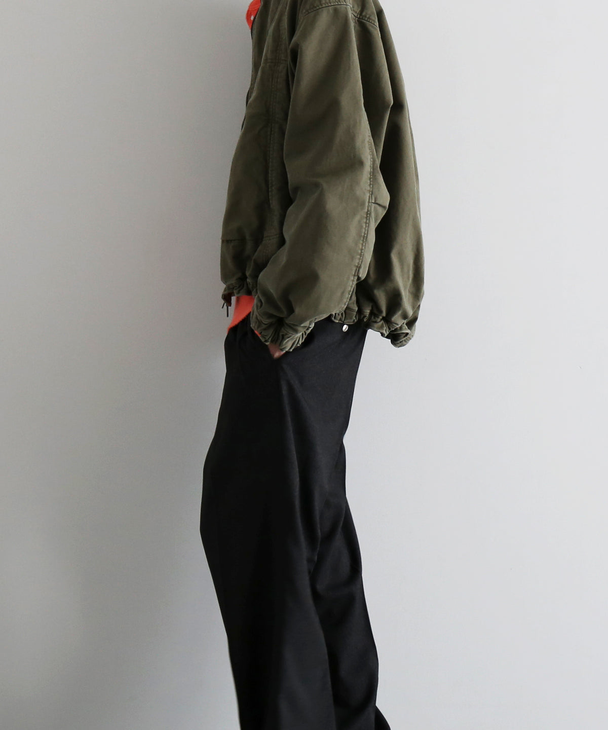 ISSUETHINGS 26b/122-c/c-01 "OLIVE GREEN"