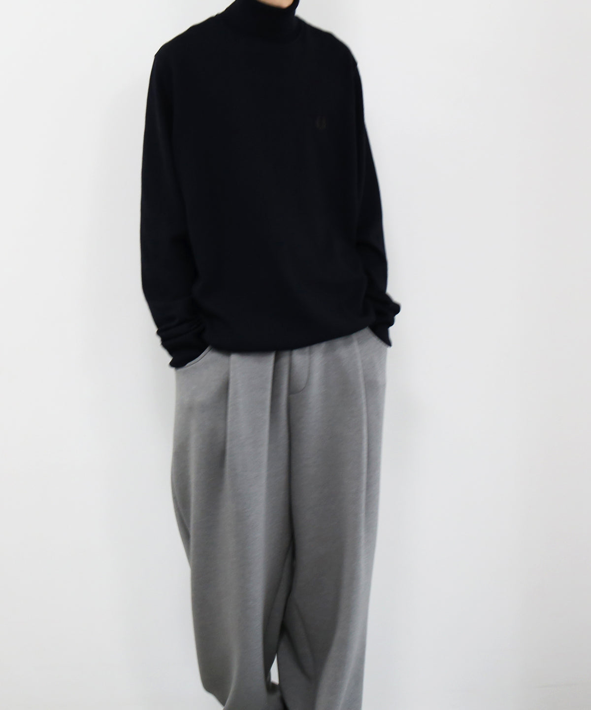 FRED PERRY Classic roll neck jumper “NAVY”