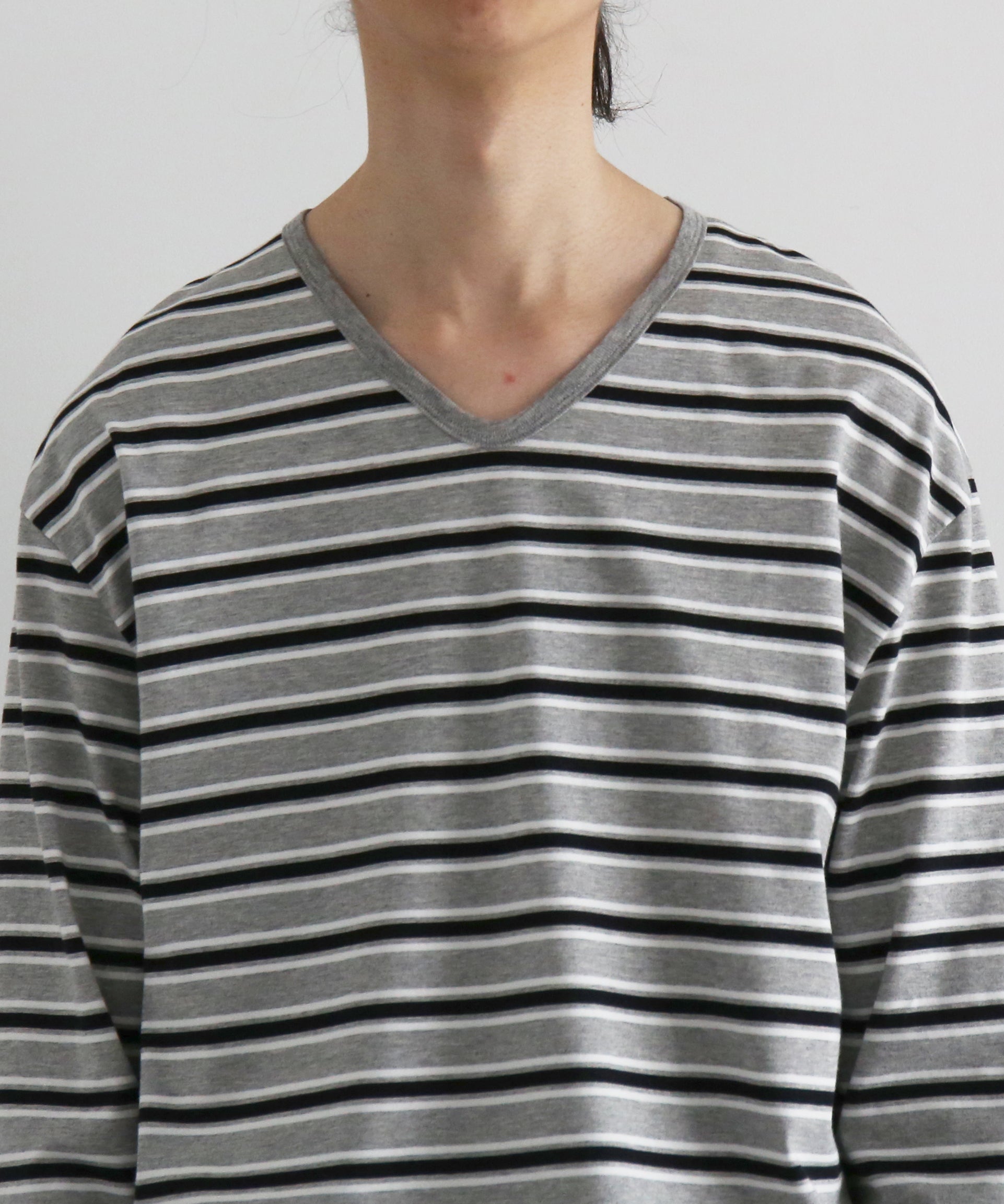 KAIKO V neck border l/s t-shirt “FIGURE”